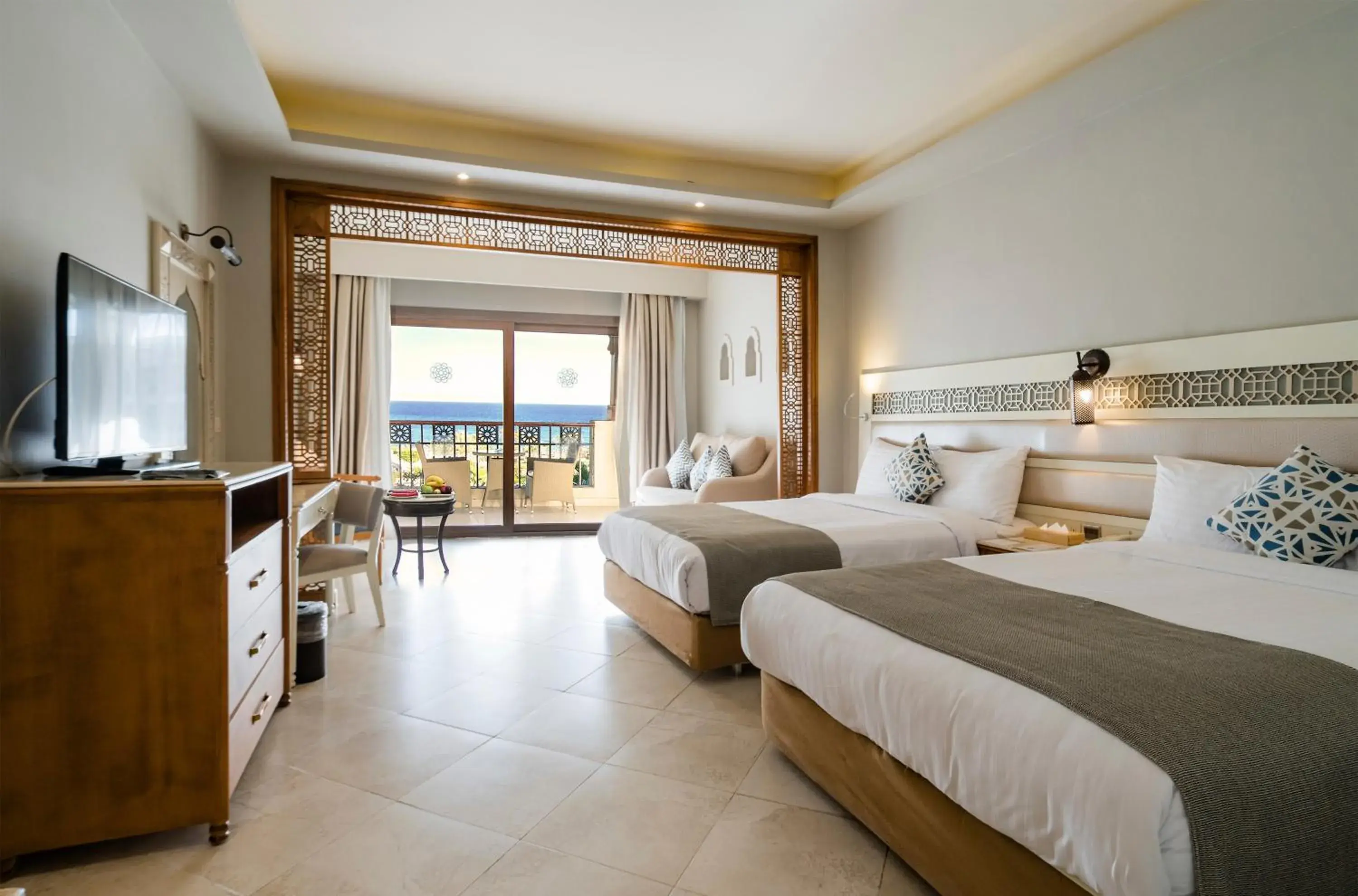 Deluxe Room with partial sea view - single occupancy in Sunrise Arabian Beach Resort Deluxe Room with partial sea view - single occupancy in Sunrise Arabian Beach Resort