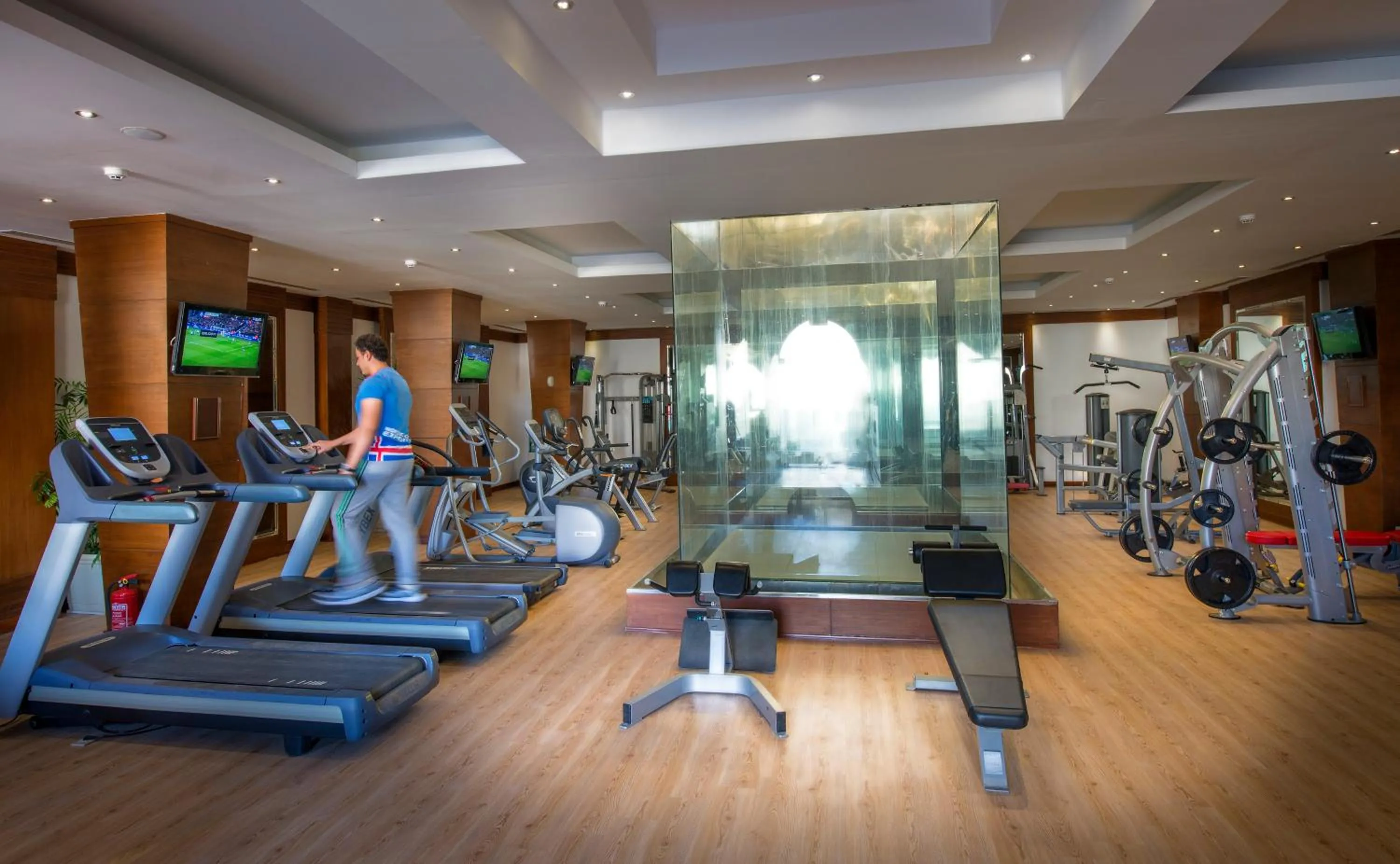 Fitness centre/facilities in Sunrise Arabian Beach Resort