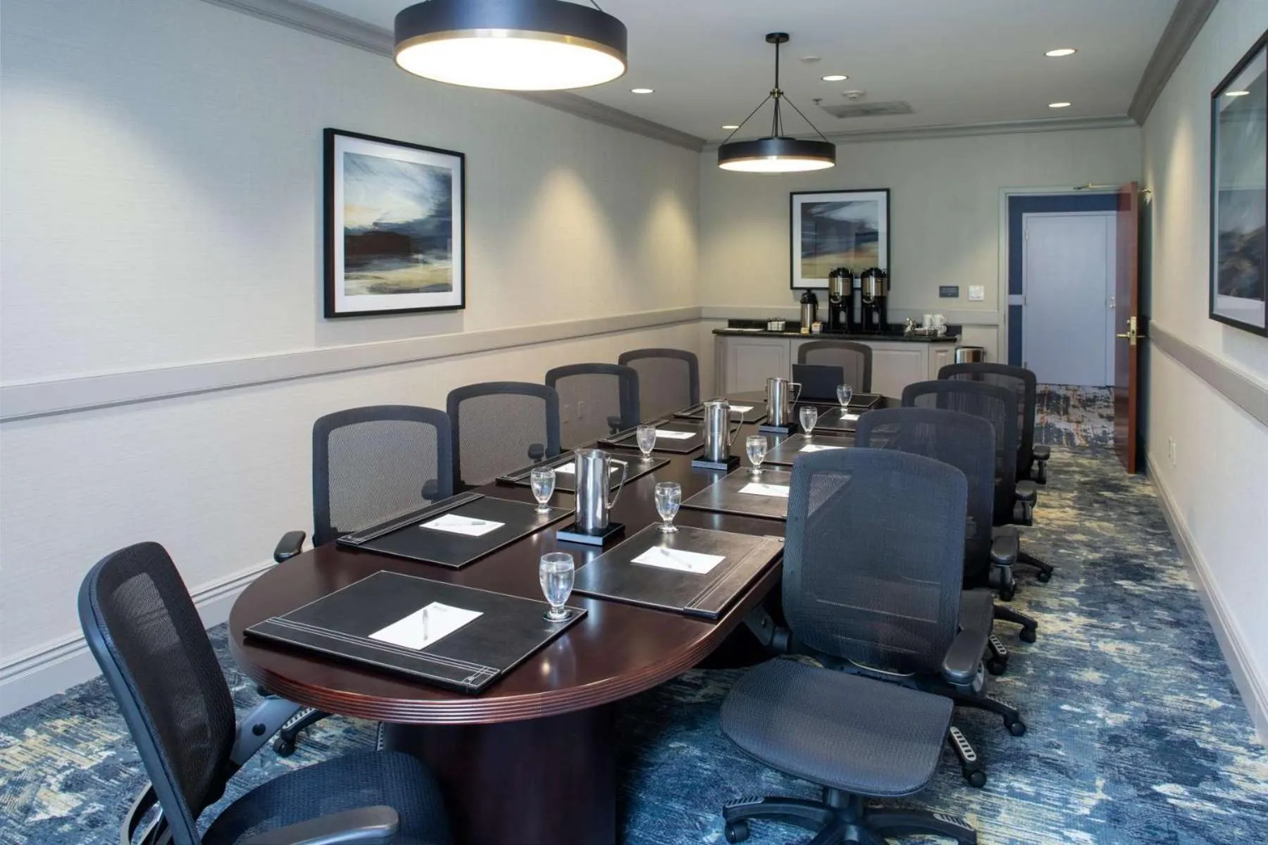 Meeting/conference room in Hilton Garden Inn Milwaukee Northwest Conference Center