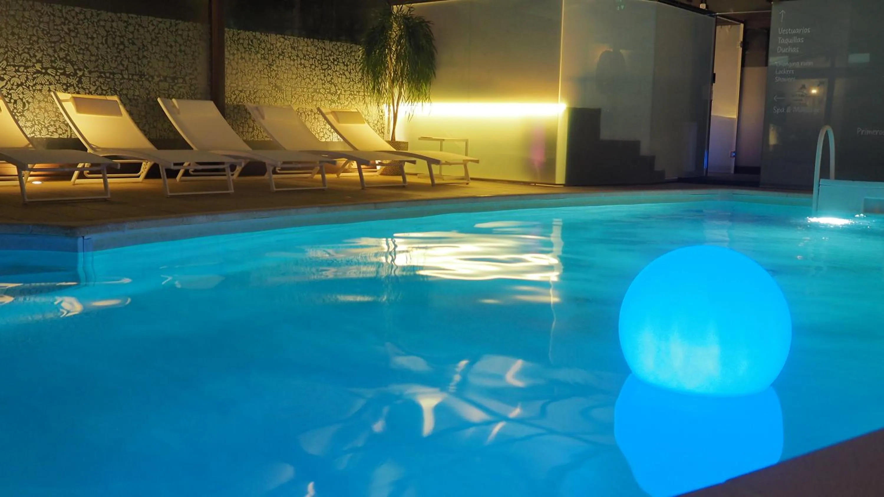 Spa and wellness centre/facilities in Cabanas da Ría