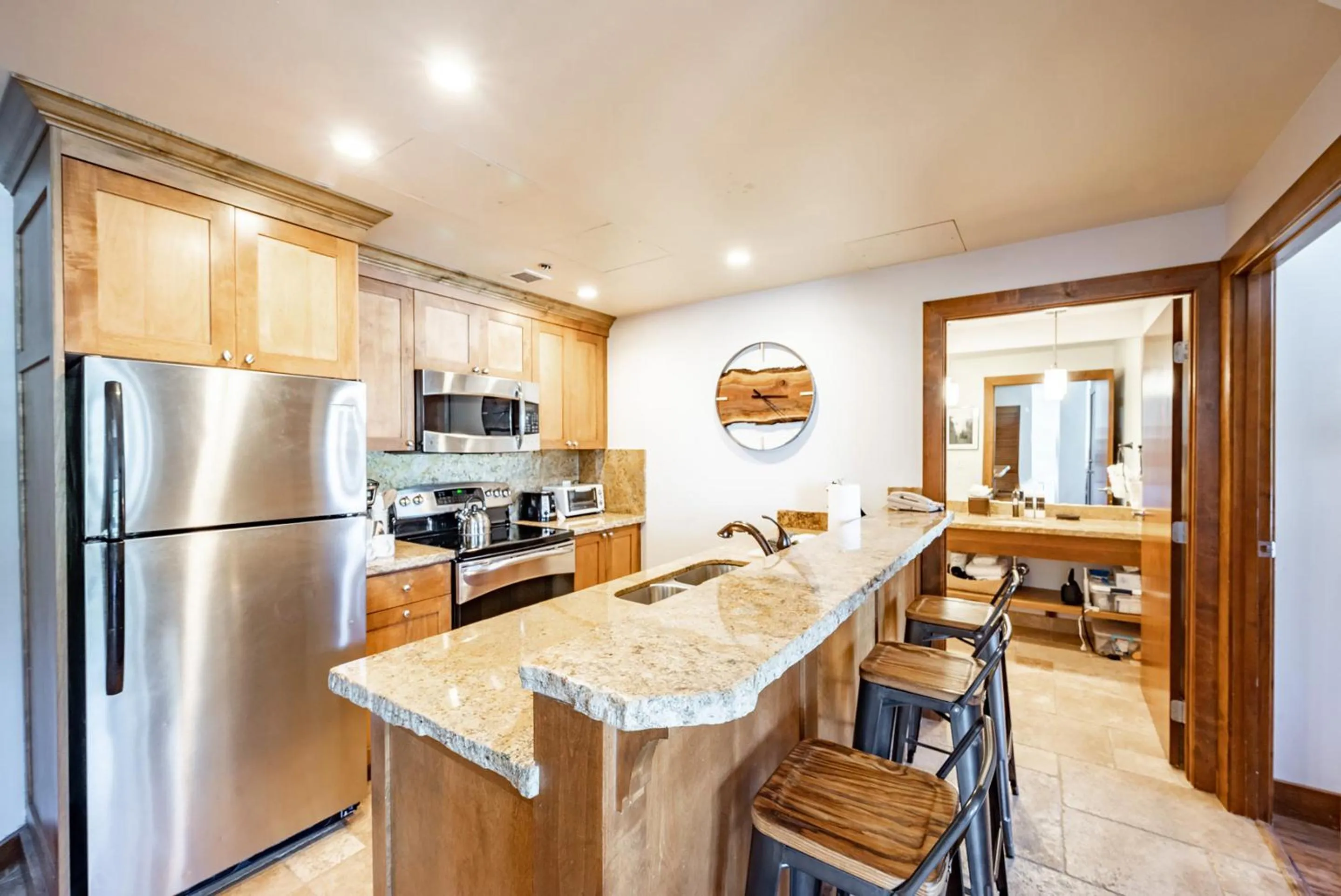 Kitchen or kitchenette in Sundial Lodge by All Seasons Resort Lodging