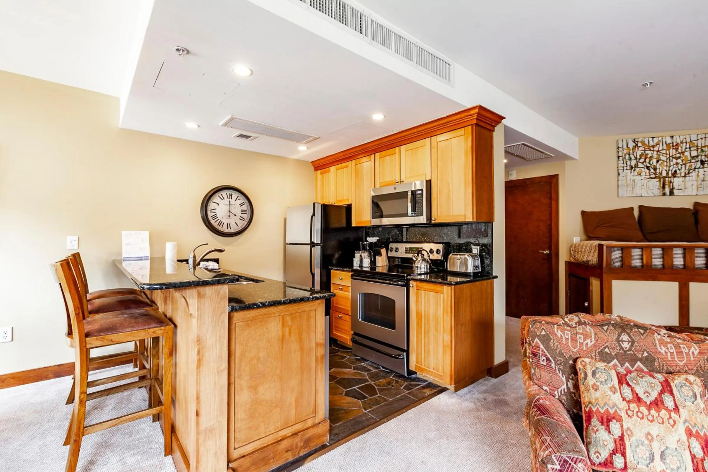 Kitchen or kitchenette in Sundial Lodge by All Seasons Resort Lodging