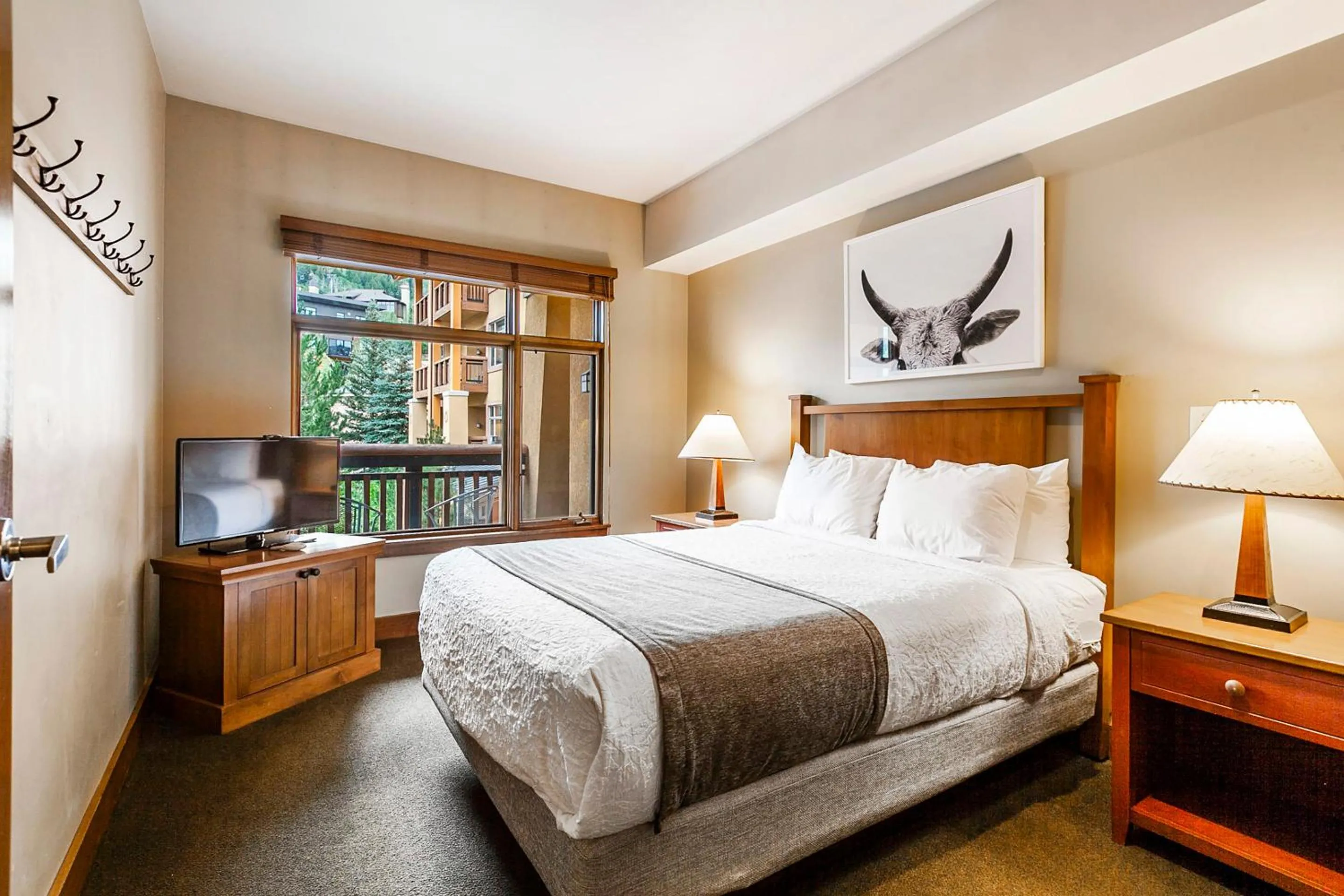 Bed in Sundial Lodge by All Seasons Resort Lodging