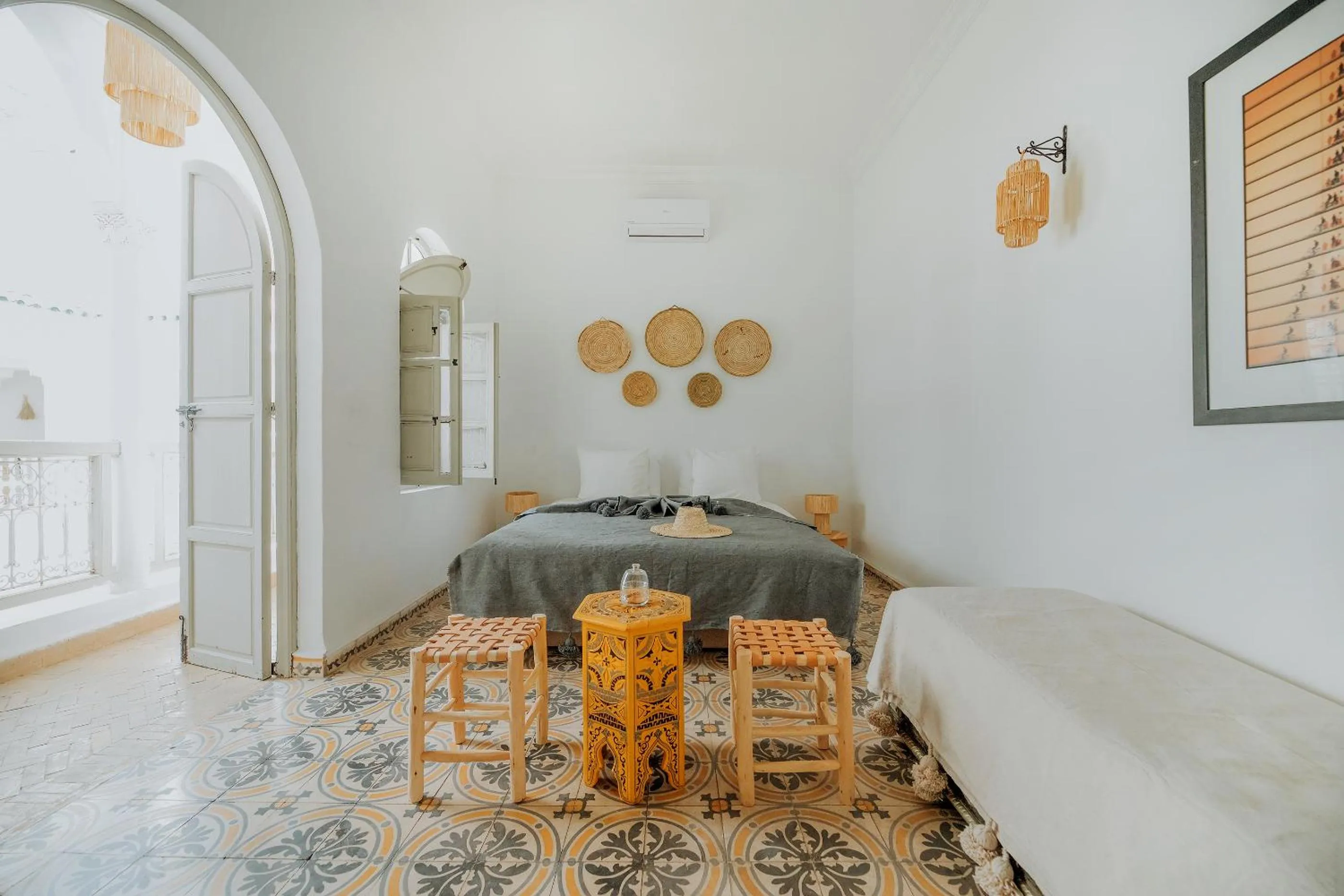 Photo of the whole room, Bed in Riad Oriental Glory & Spa