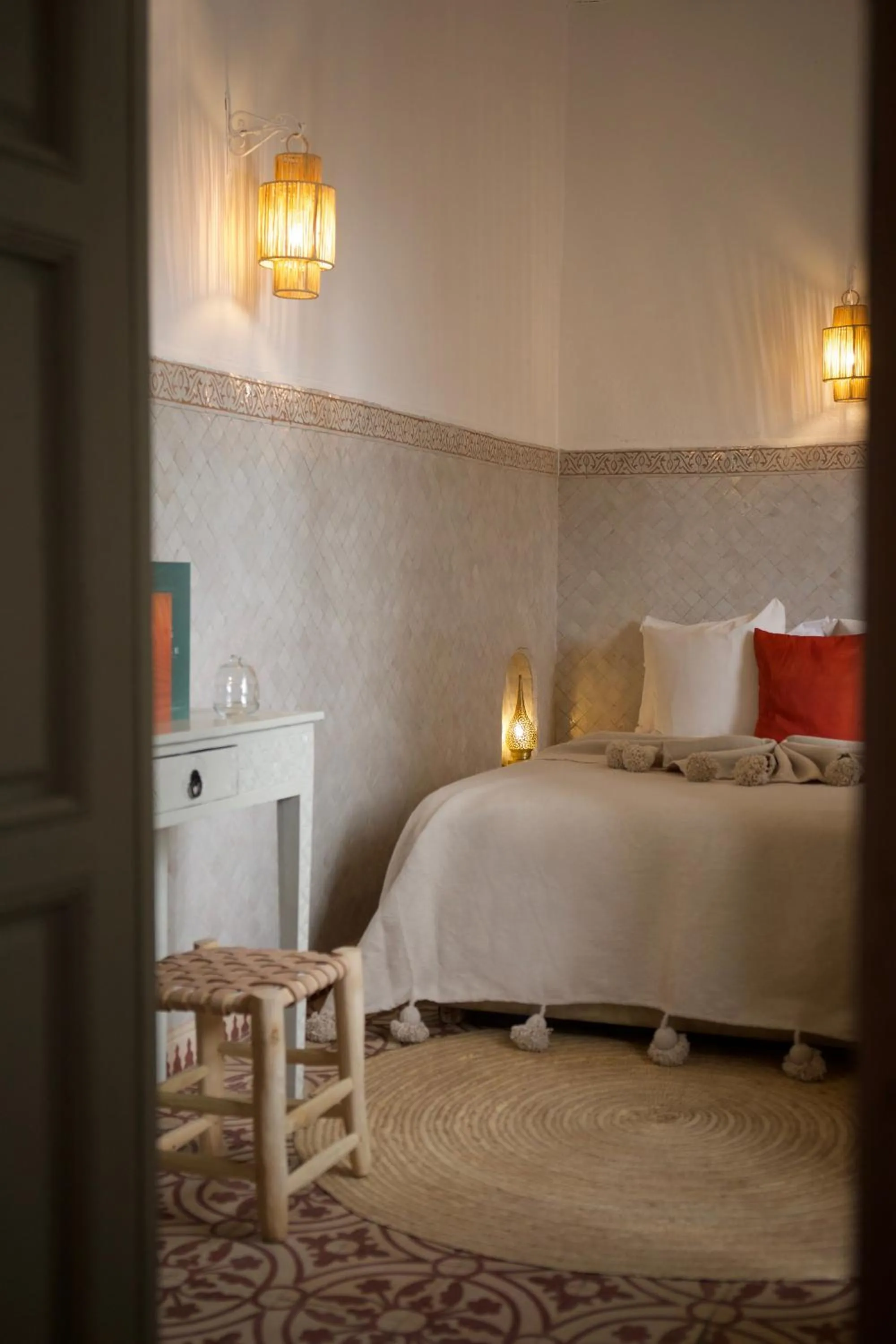 Photo of the whole room, Bed in Riad Oriental Glory & Spa