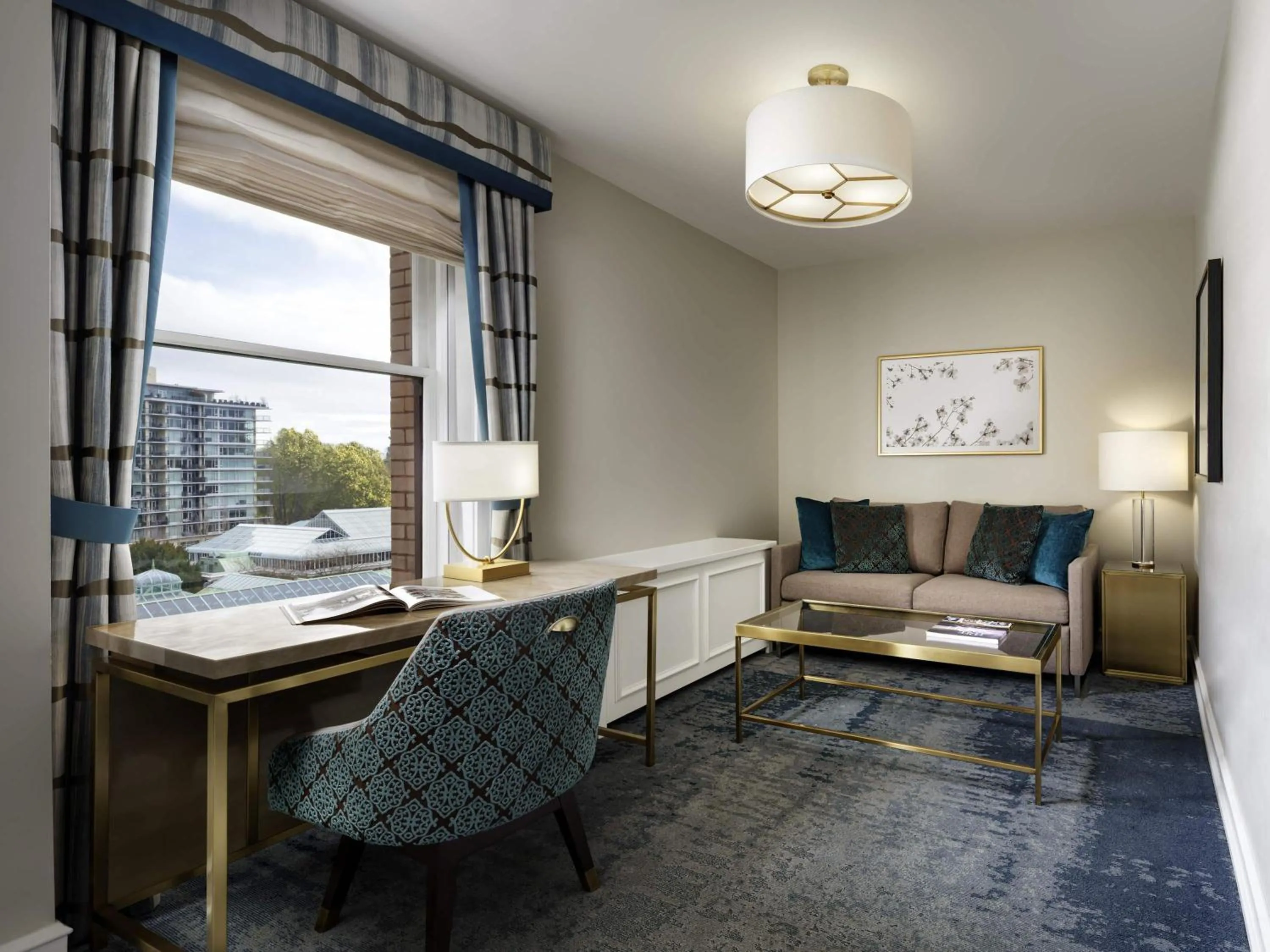 Bedroom in Fairmont Empress Hotel