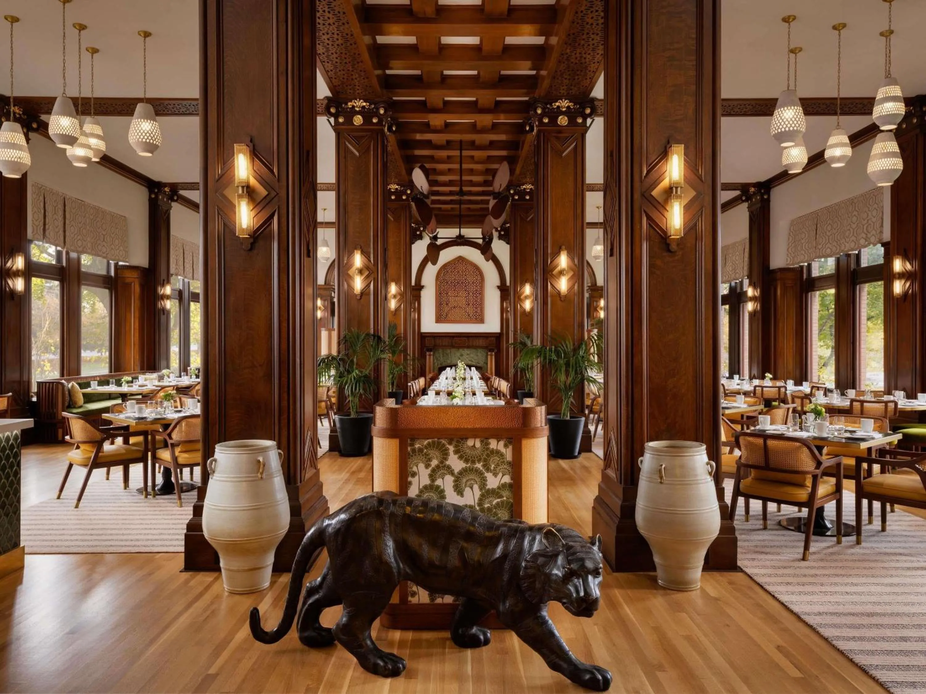 Restaurant/places to eat in Fairmont Empress Hotel