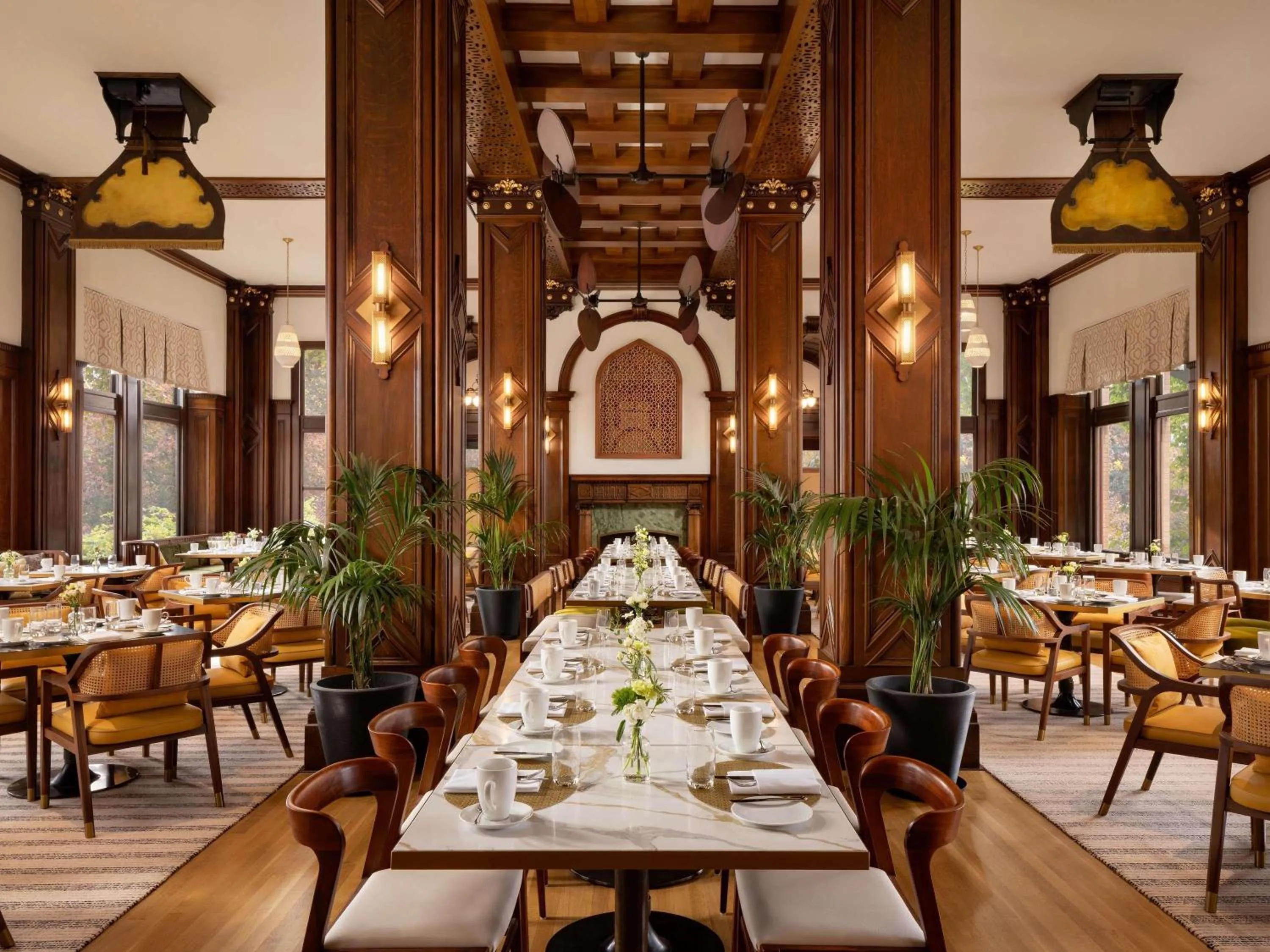 Restaurant/places to eat in Fairmont Empress Hotel