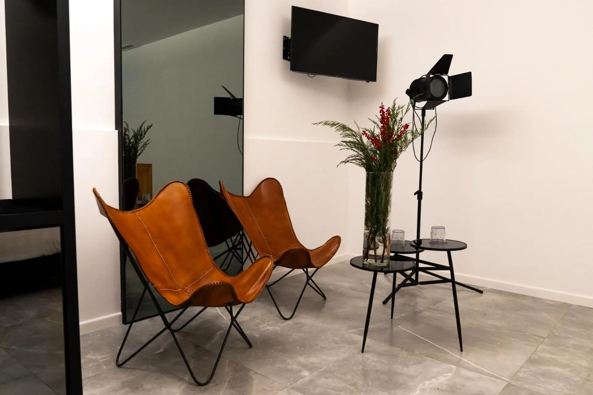 TV and multimedia in Secret Garden Resort & Spa