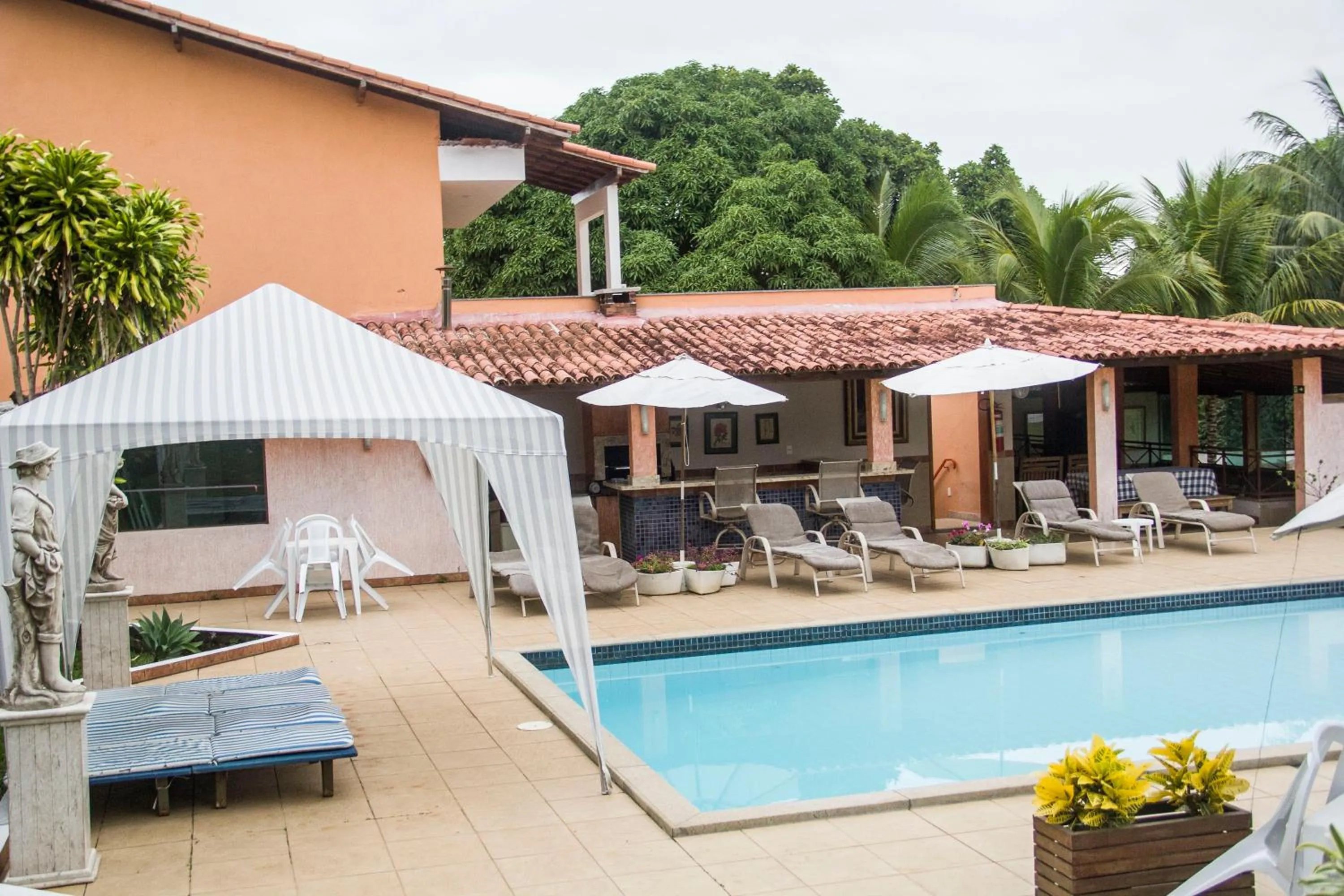 Pool view in Pousada Doce Vida Guarapari
