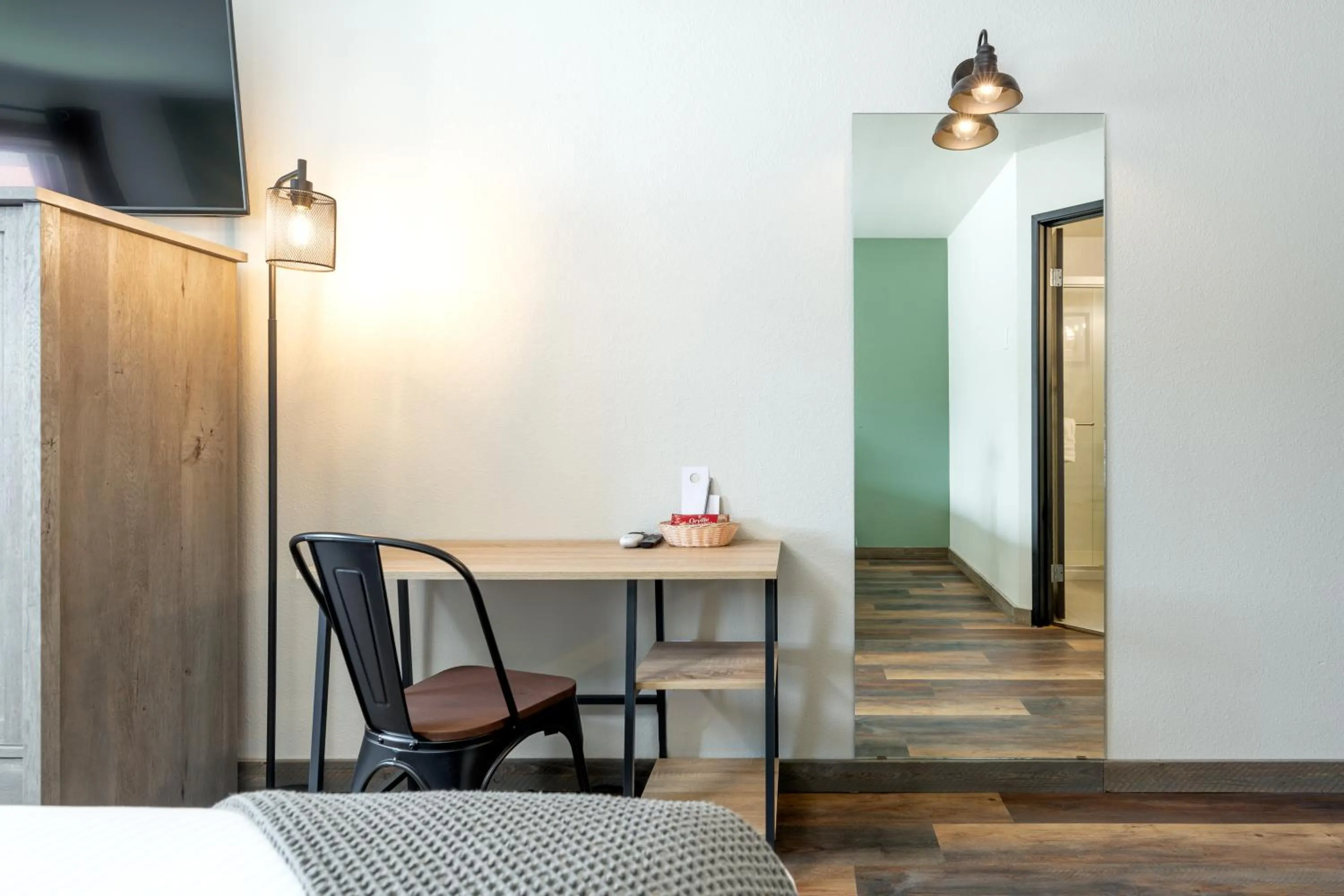 Seating area in MTN Lodge Ridgway