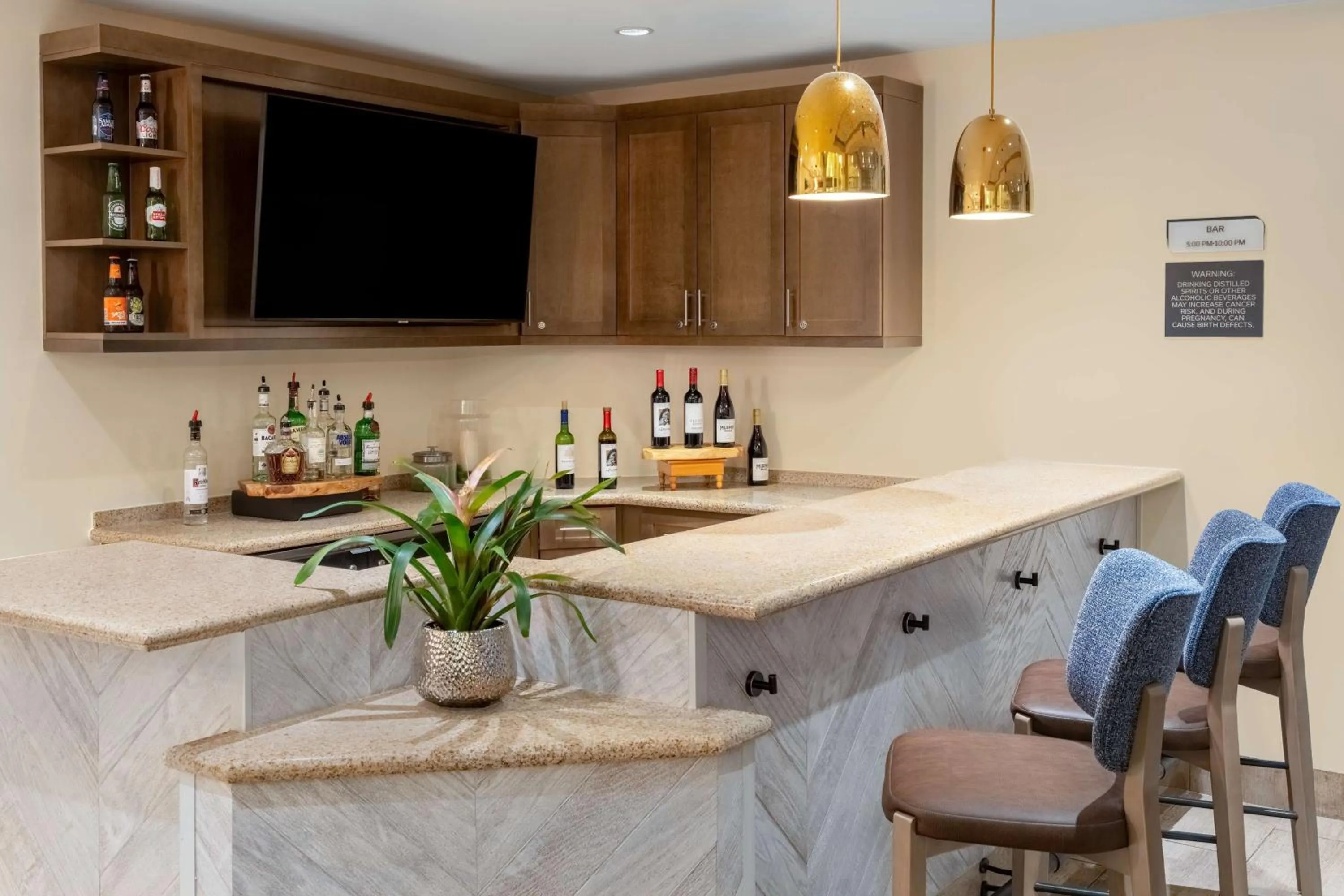 Lounge or bar in Hilton Garden Inn Montgomery East