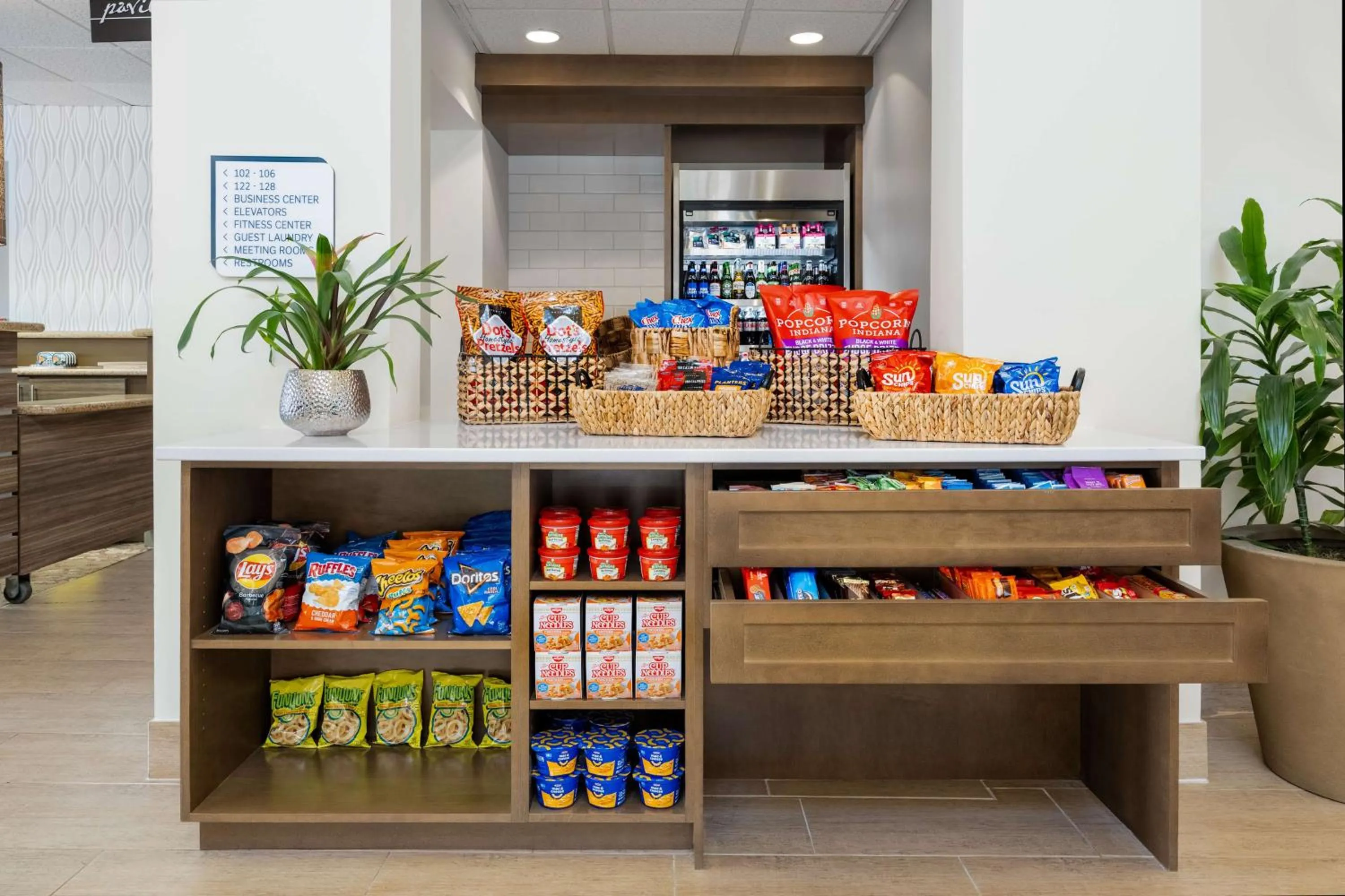 Restaurant/places to eat in Hilton Garden Inn Montgomery East