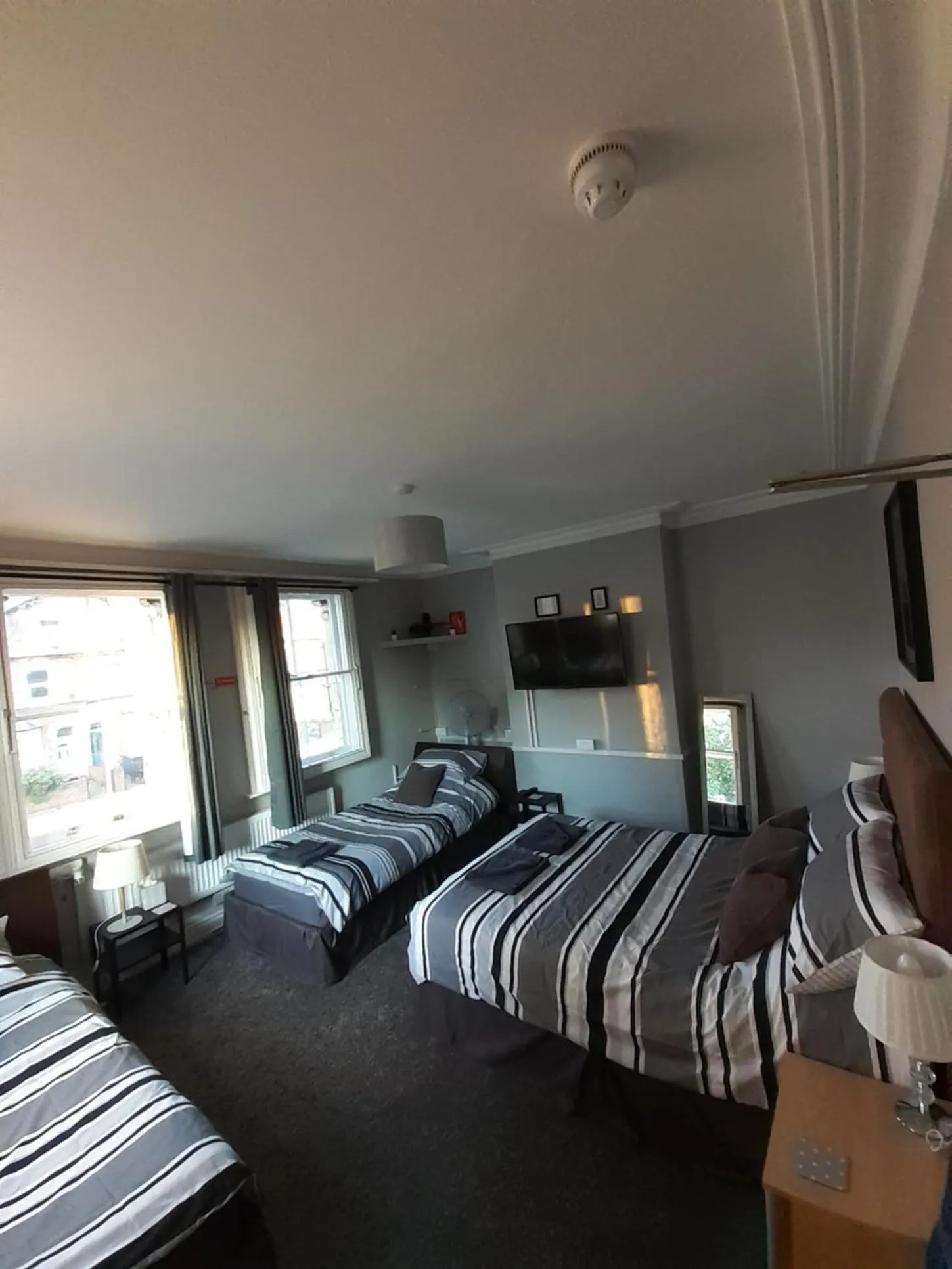 Bed in Caversham Lodge