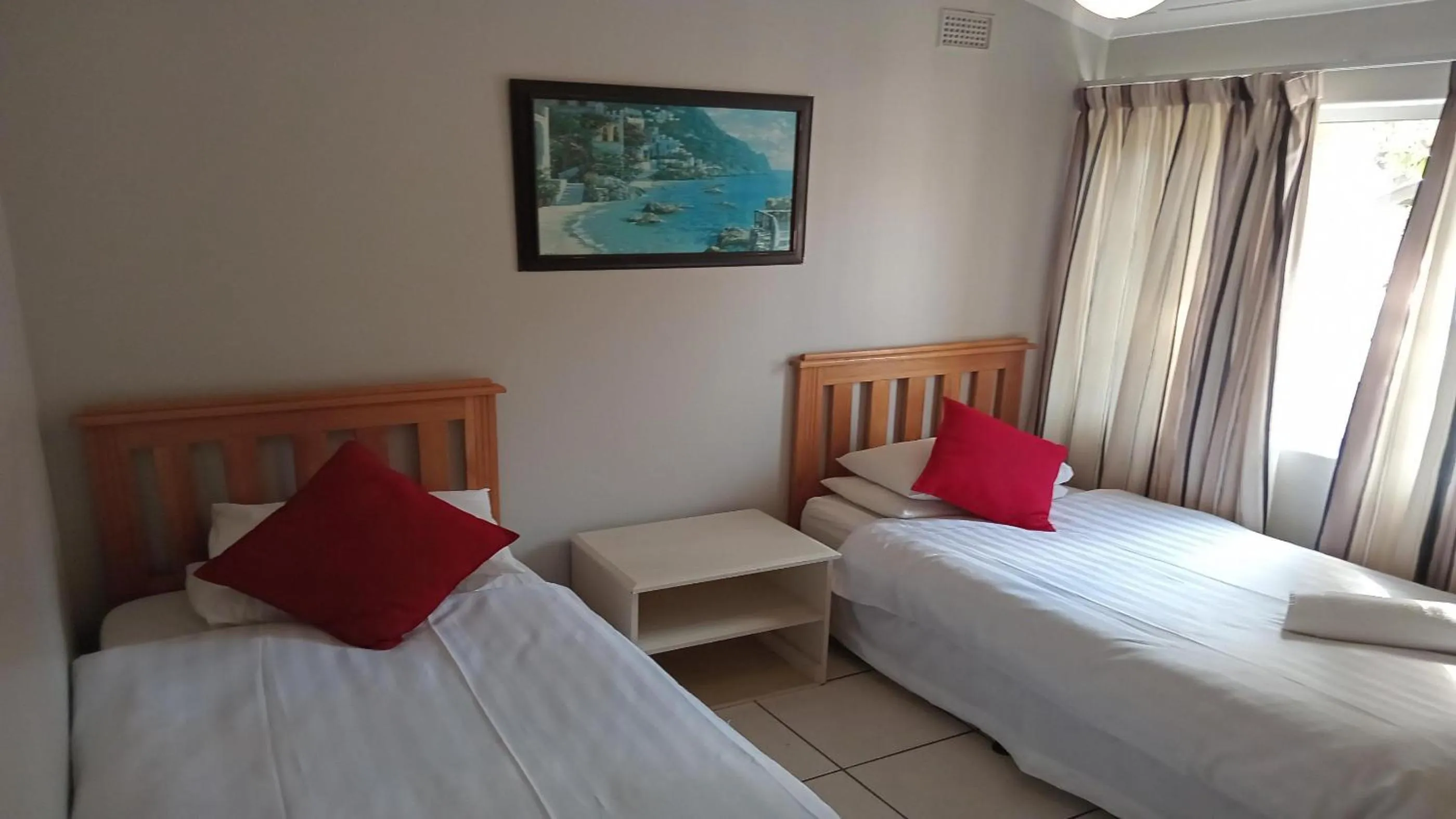 Bed in Sunrise Beach Resort