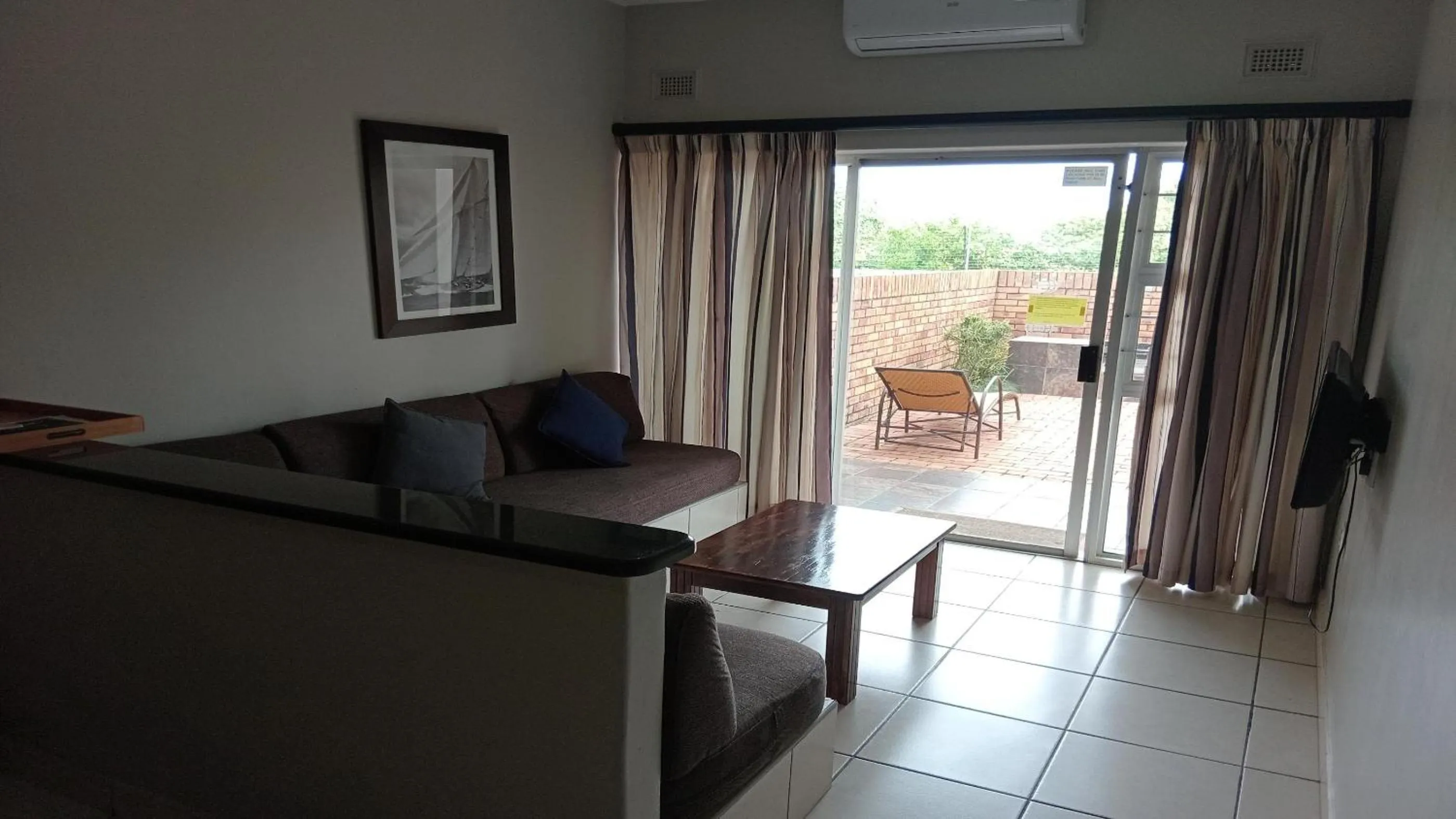 Living room in Sunrise Beach Resort