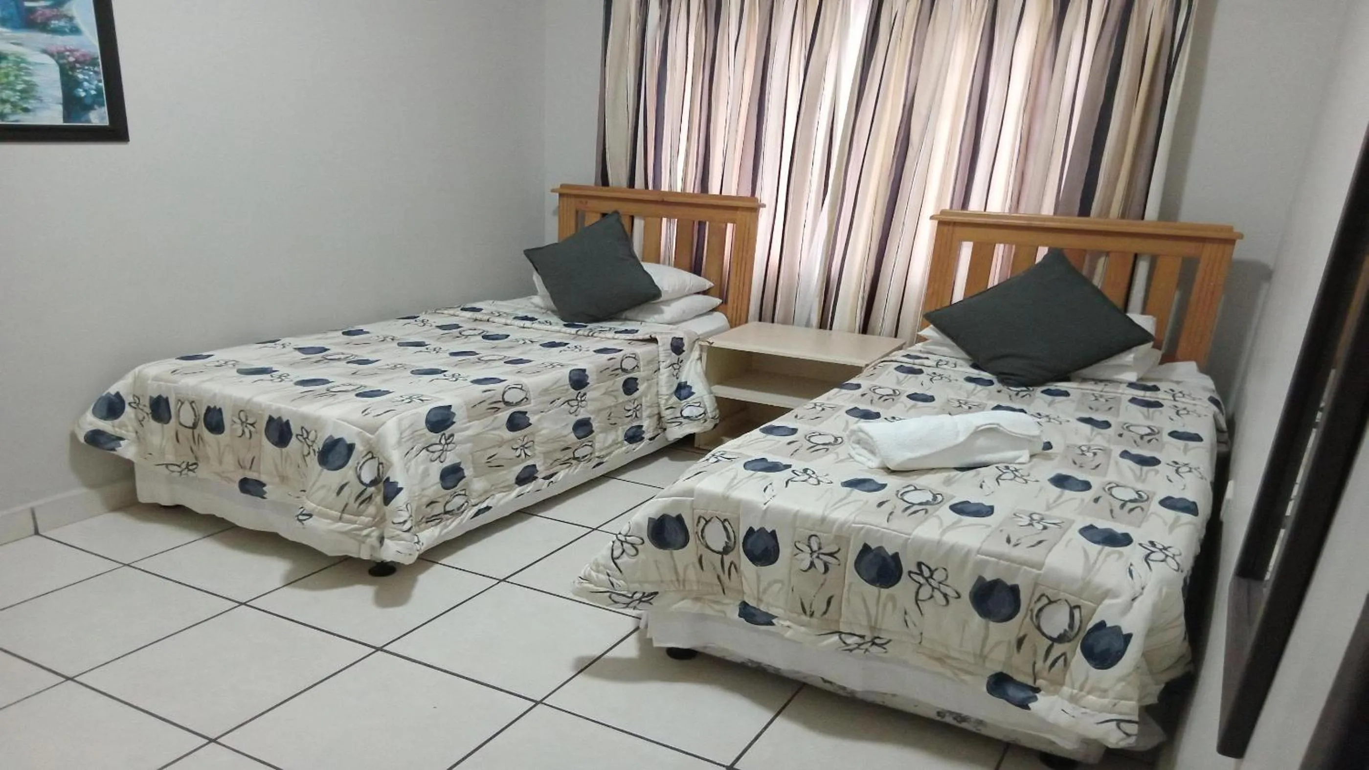Photo of the whole room, Bed in Sunrise Beach Resort