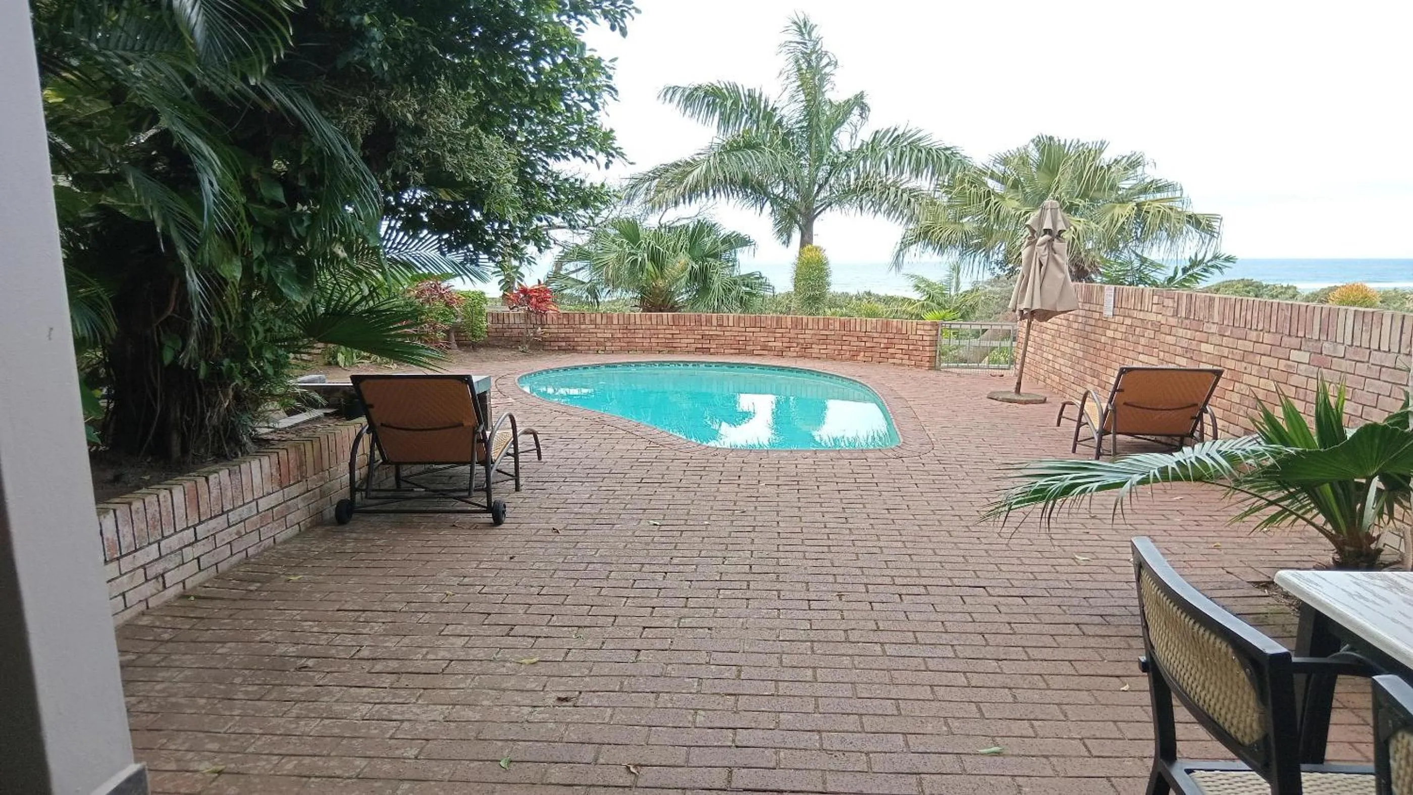 Pool view in Sunrise Beach Resort