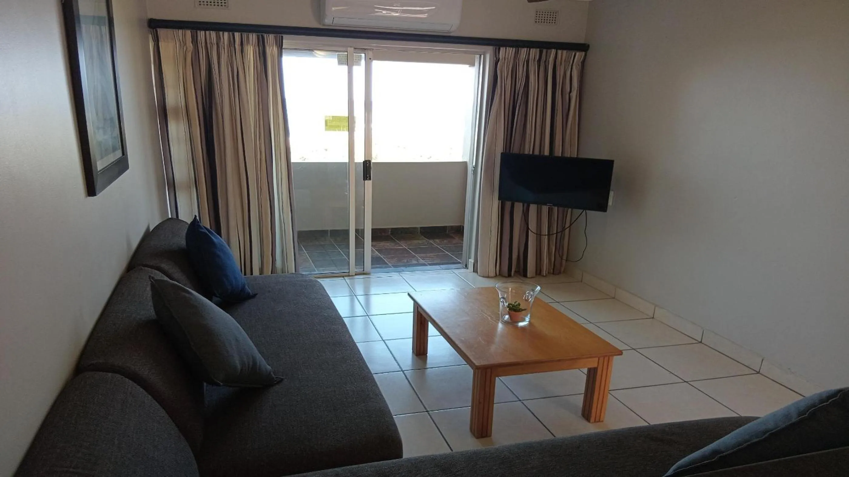 Living room in Sunrise Beach Resort