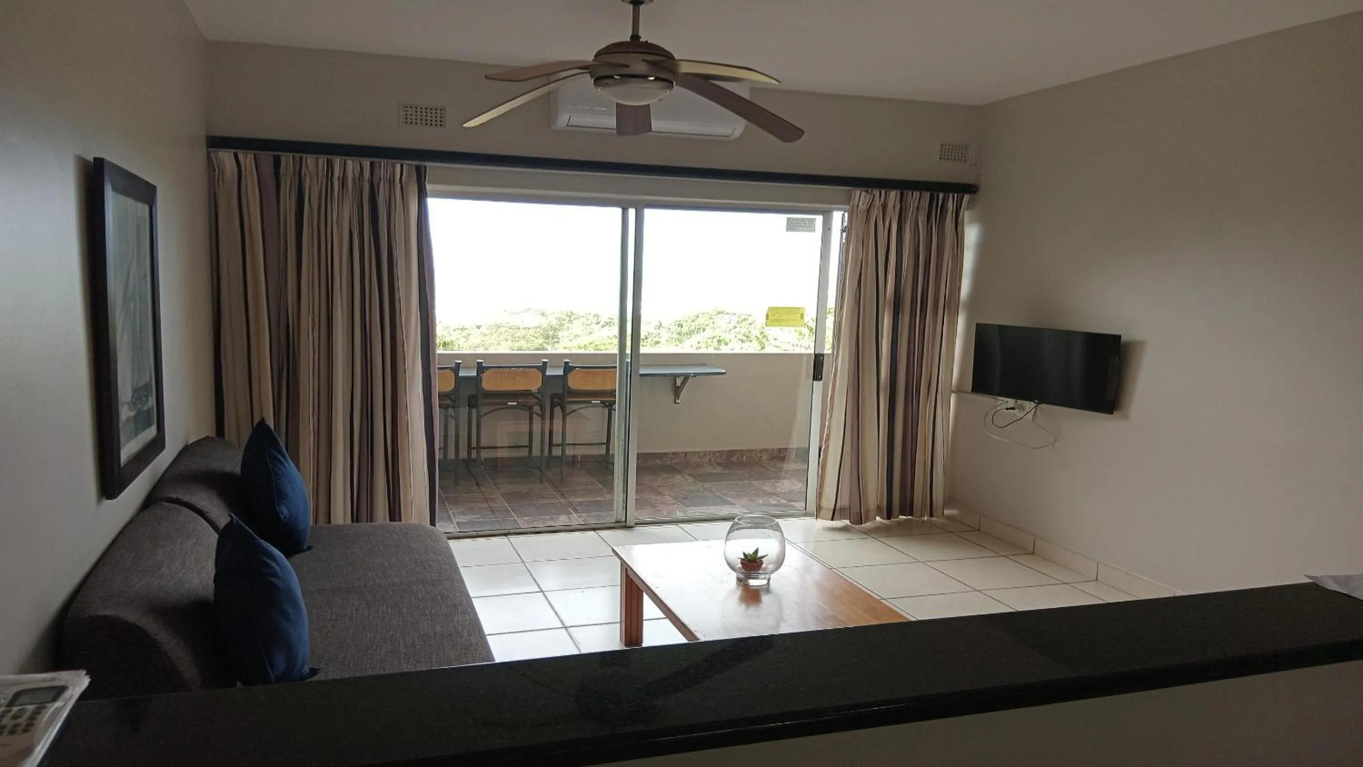 Living room in Sunrise Beach Resort