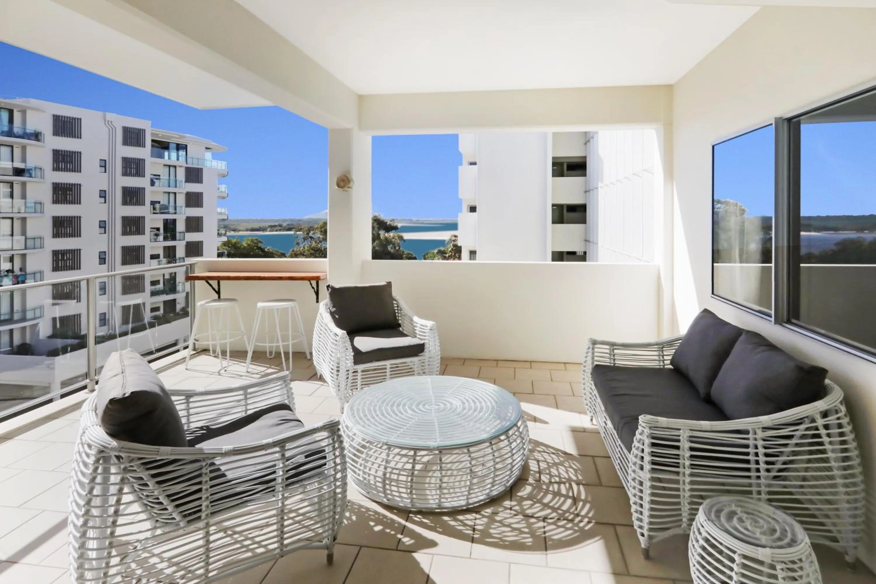 Space Holiday Apartments