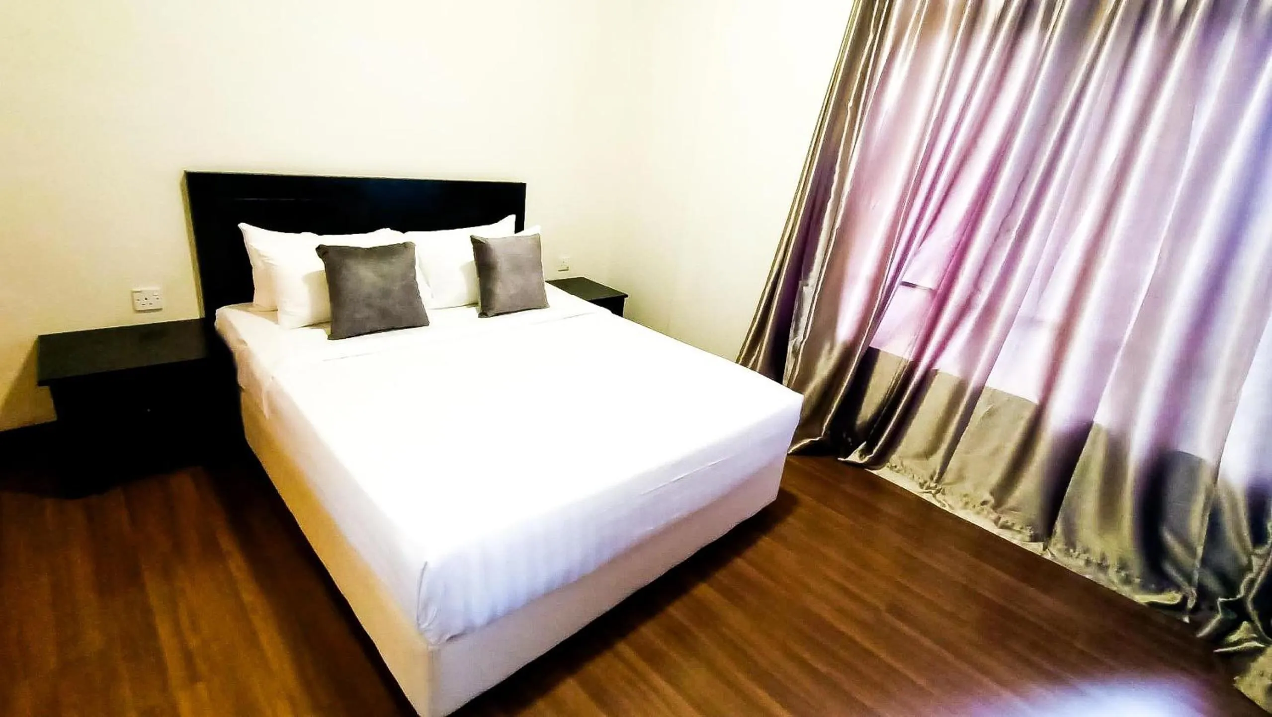 Bed in Bayou Lagoon Park Resort