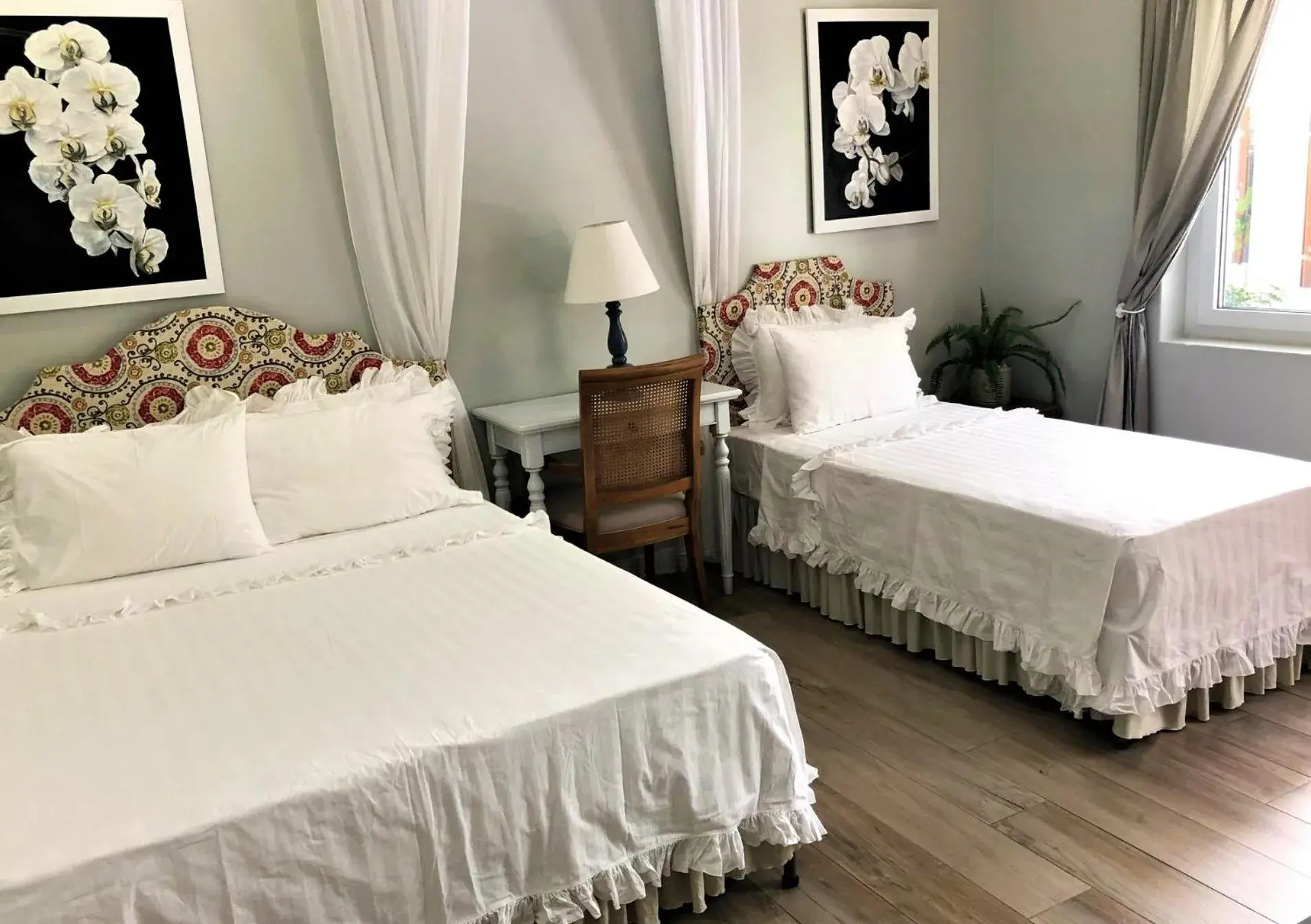 Classic Triple Room in Serenity by the Sea Classic Triple Room in Serenity by the Sea