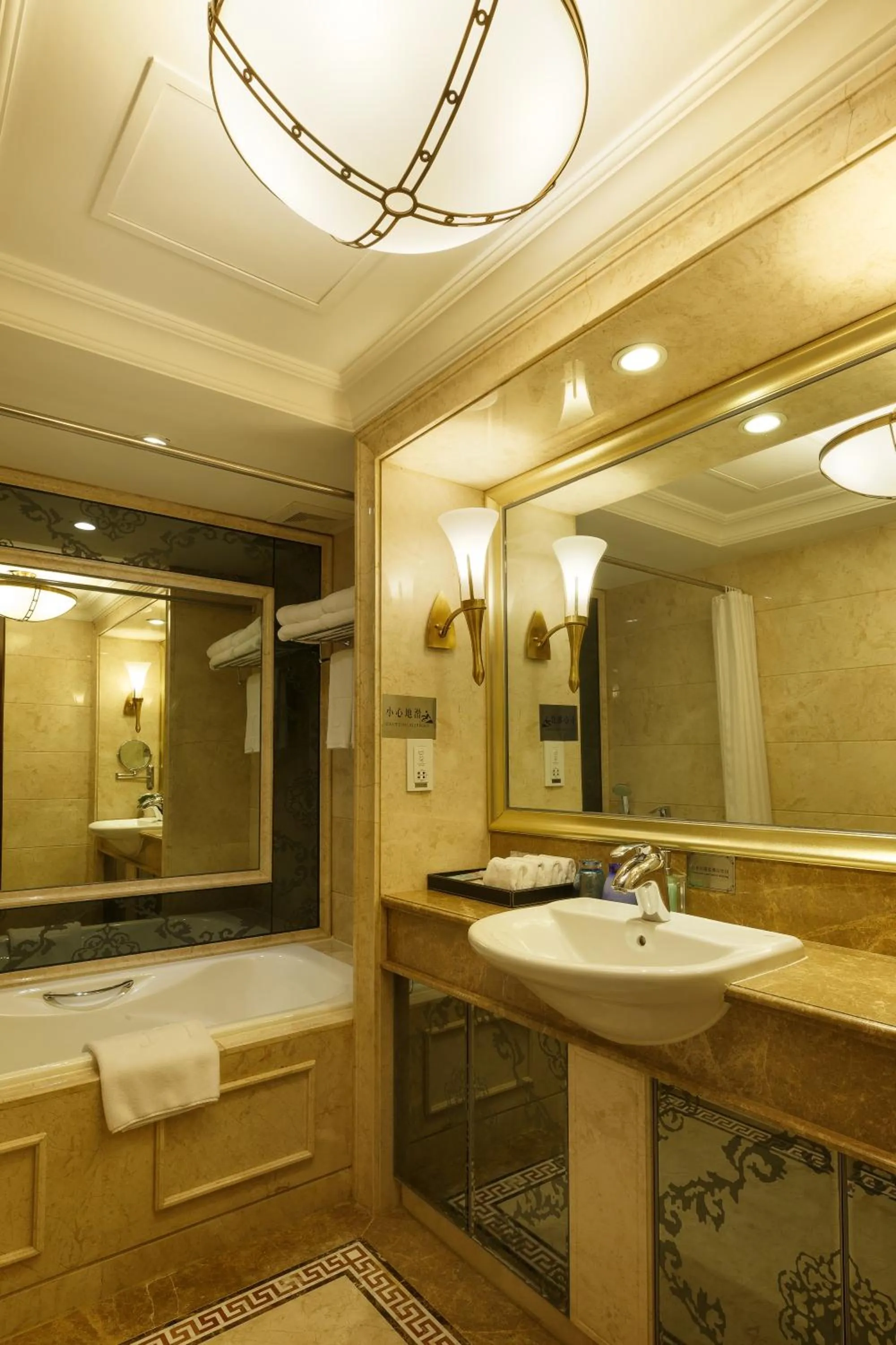 Bathroom in Grand Palace Hotel - Grand Hotel Management Group