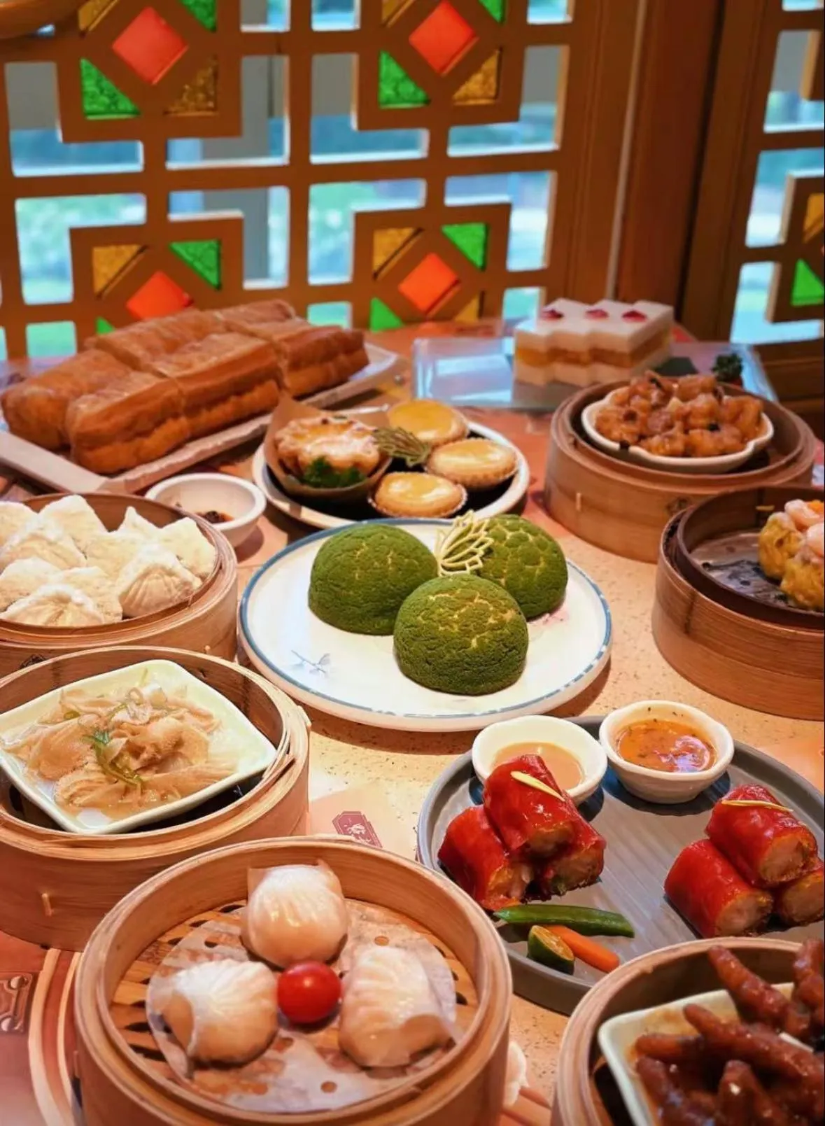 Restaurant/places to eat in Grand Palace Hotel - Grand Hotel Management Group