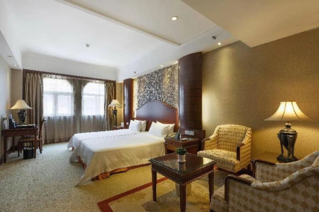 Photo of the whole room, Bed in Grand Palace Hotel - Grand Hotel Management Group