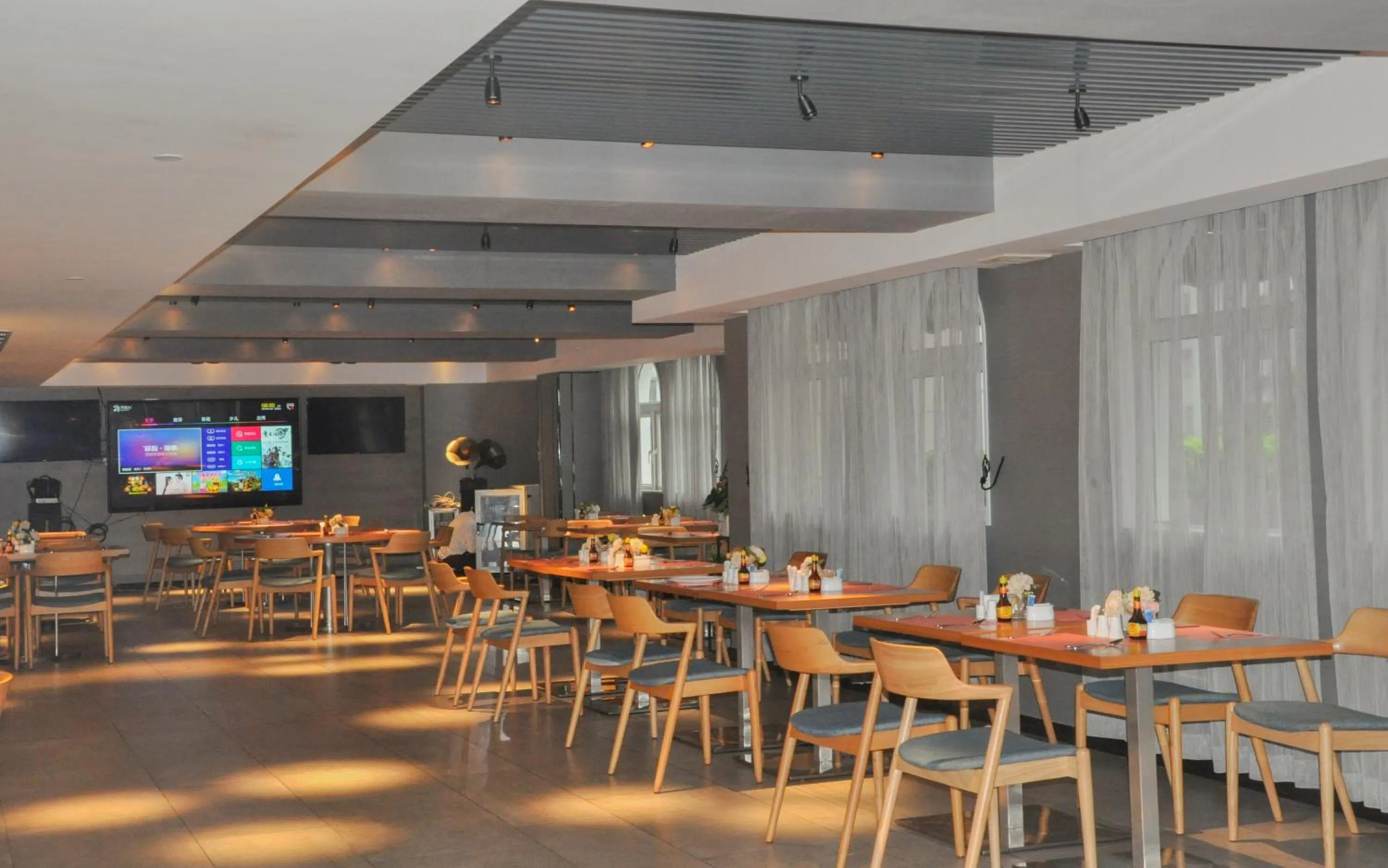 Breakfast in Grand Palace Hotel - Grand Hotel Management Group