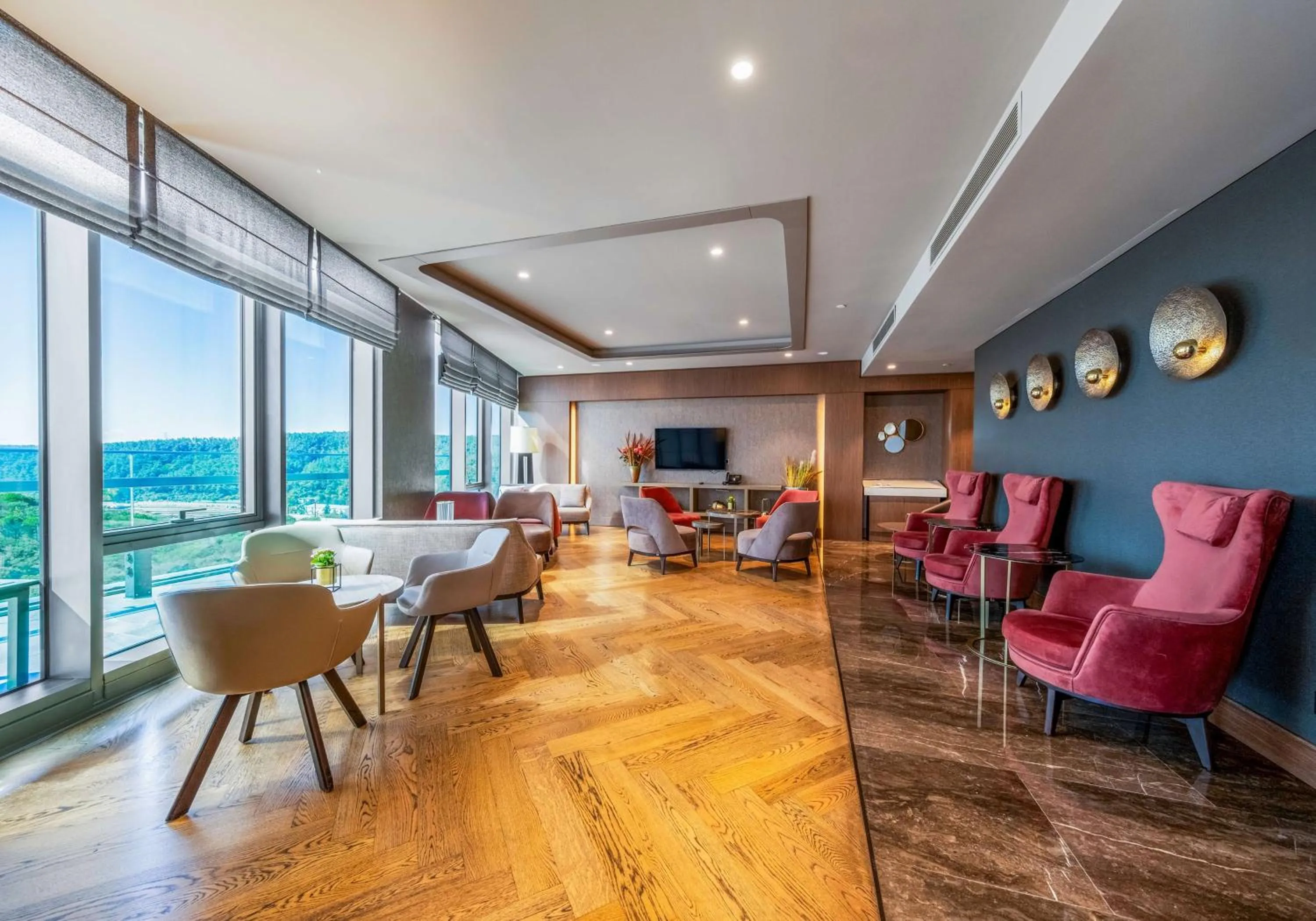 Lounge or bar in Radisson Collection Hotel, Vadistanbul