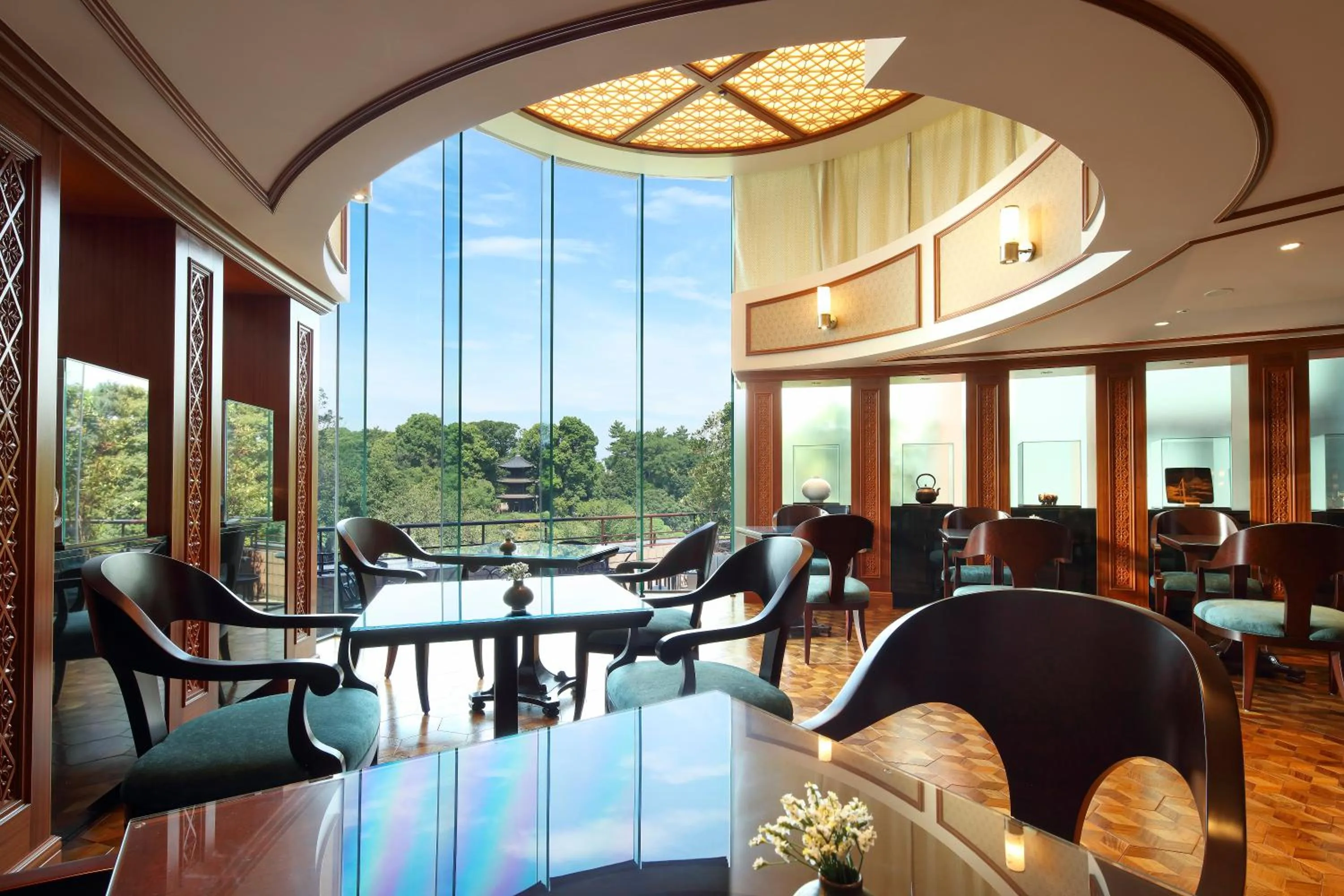 Lounge or bar in Hotel Chinzanso Tokyo