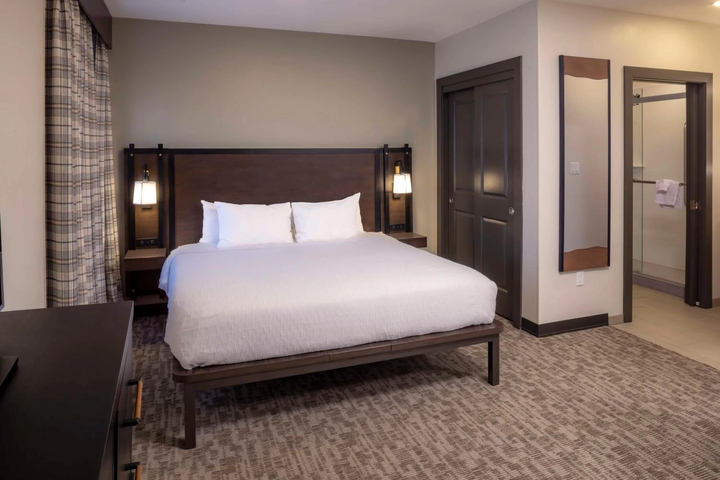 Bed in Homewood Suites by Hilton Jackson