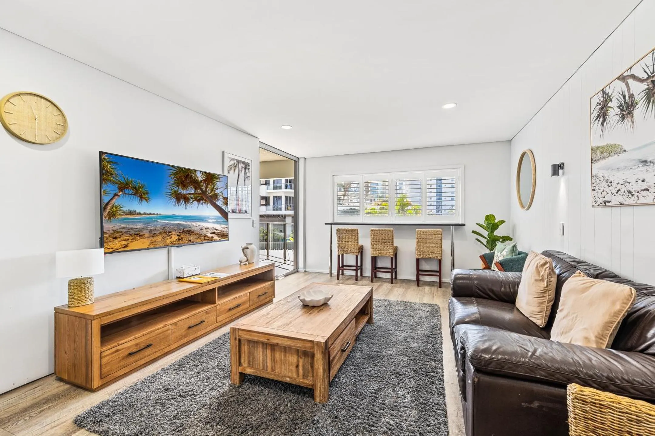 TV and multimedia in Maroochy Sands Holiday Apartments