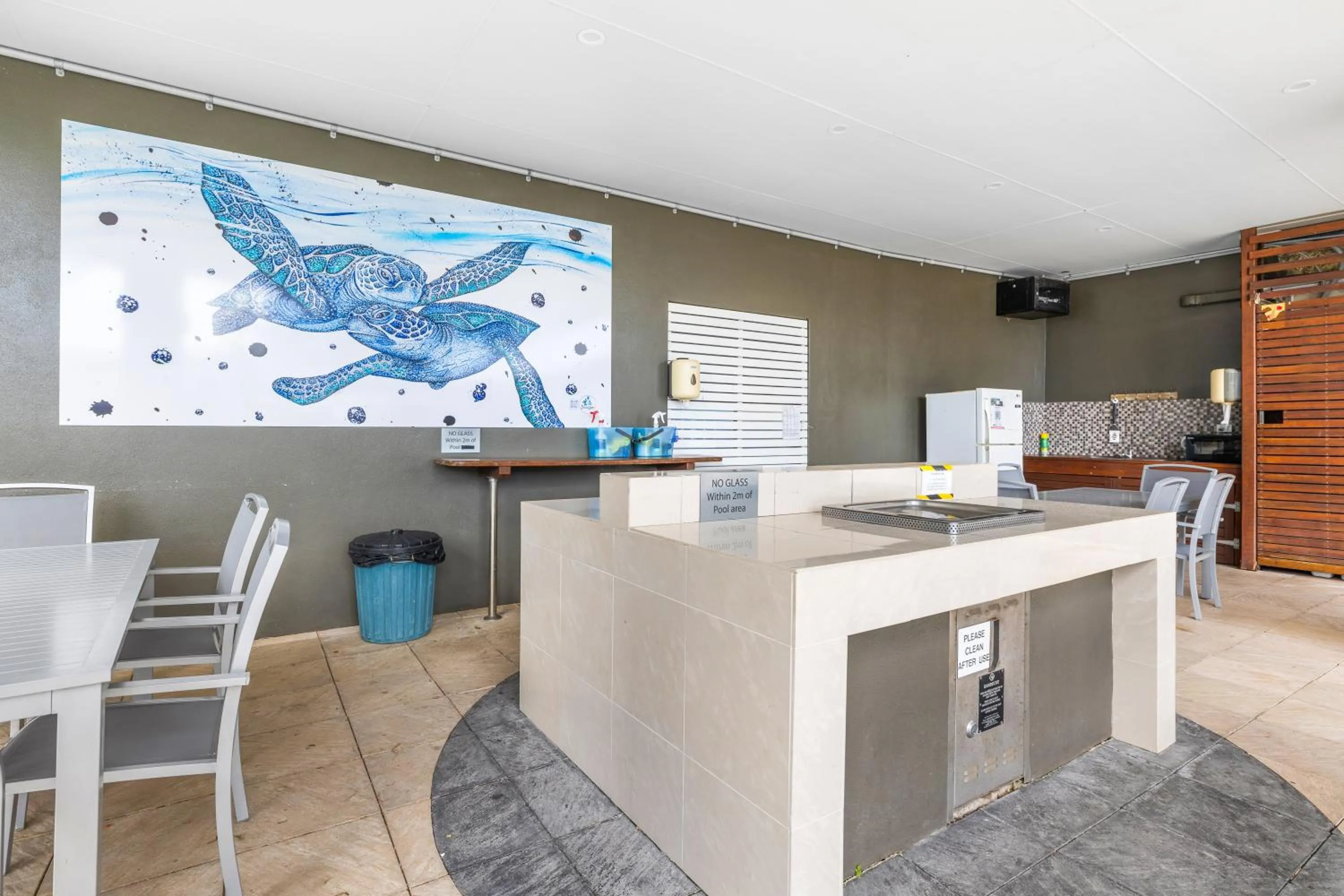 BBQ facilities in Maroochy Sands Holiday Apartments
