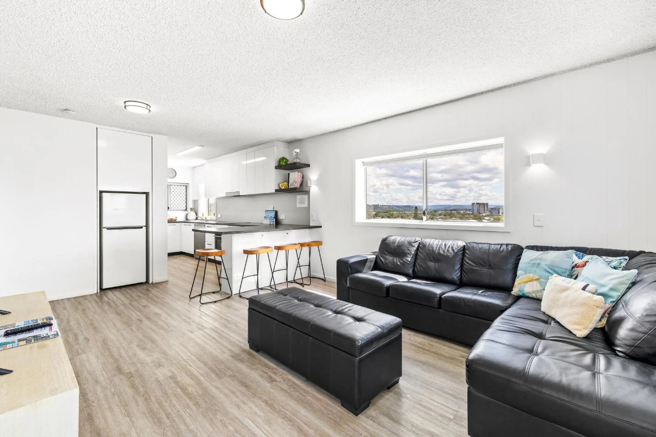 Living room in Maroochy Sands Holiday Apartments