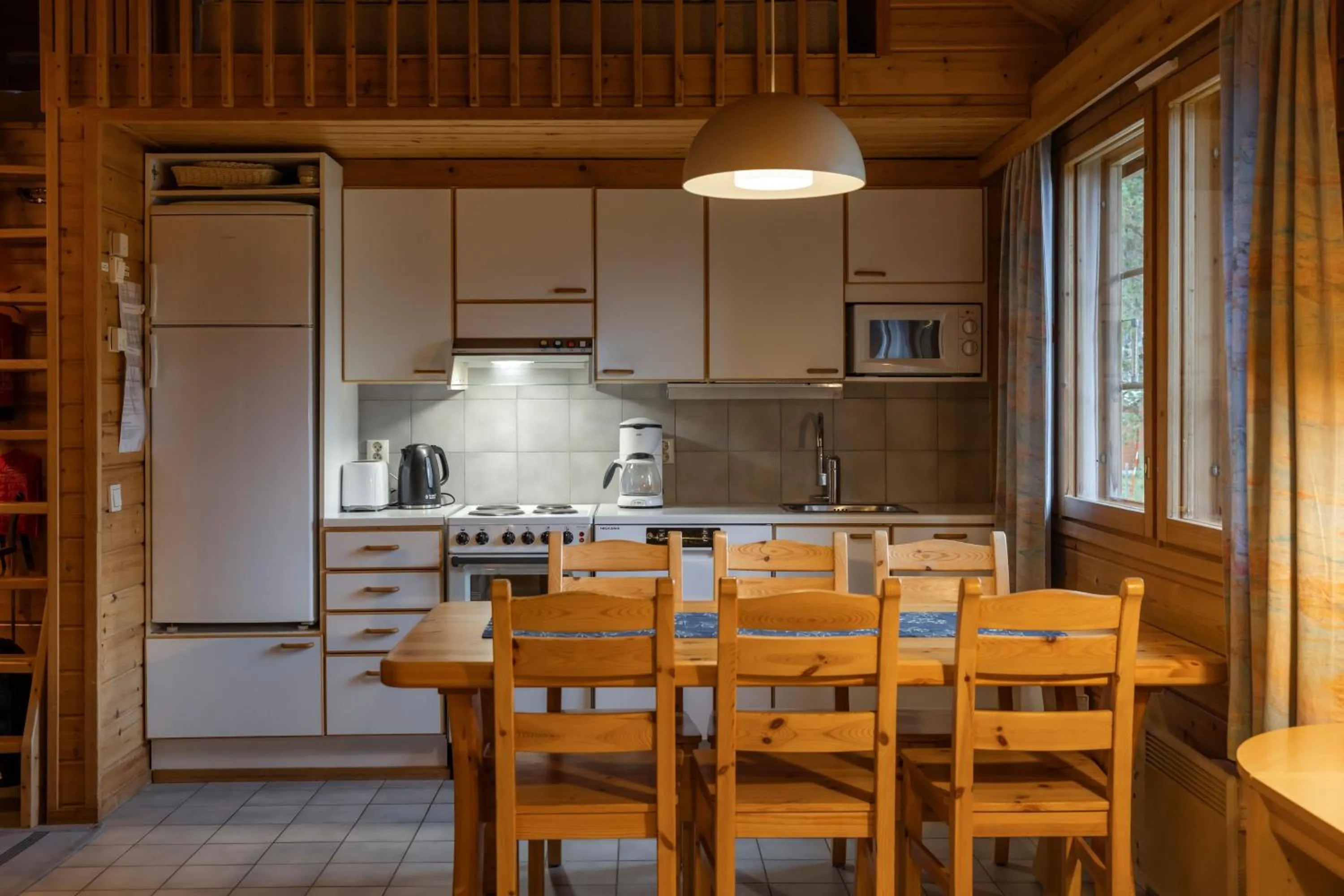 Kitchen or kitchenette in Jeris Lakeside Resort