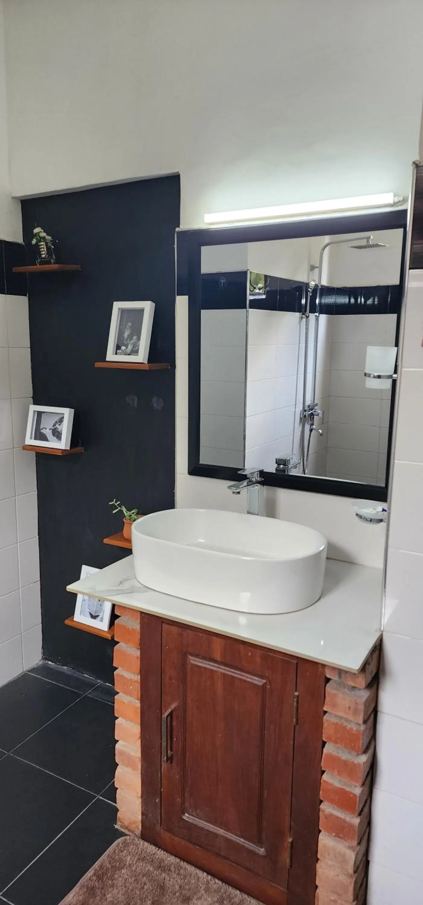 Bathroom in Poomaz Peace Palace