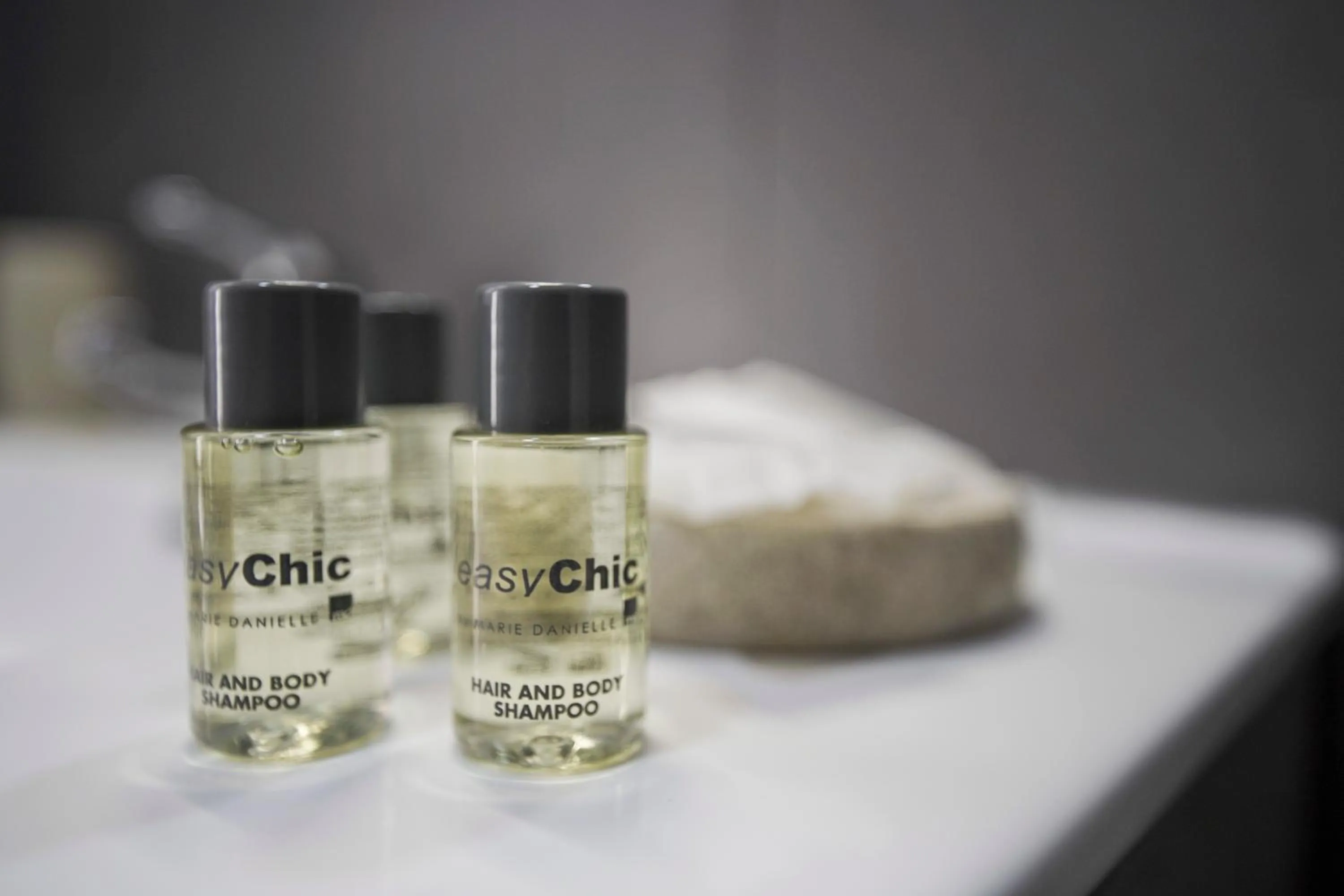 Bathroom in La Chambre