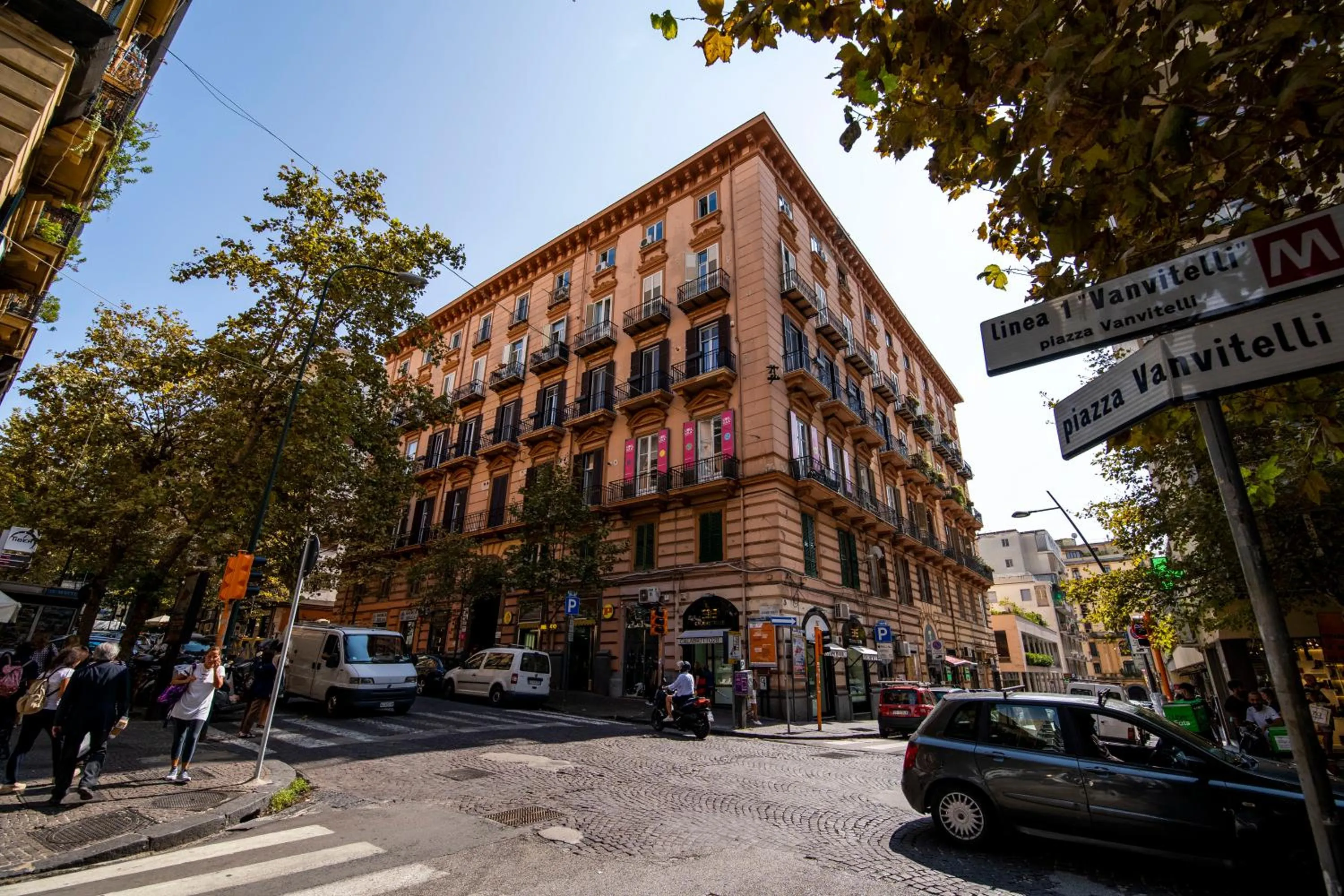 Property building in La Chambre