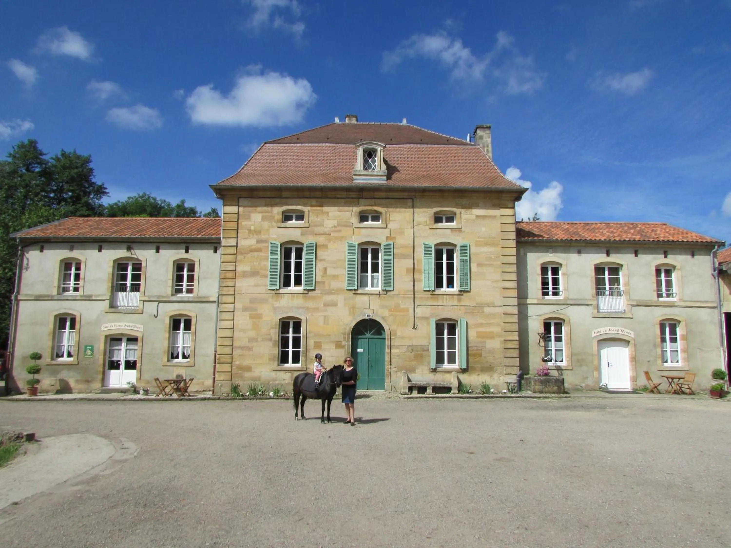 Property building in Gites de Jeand'Heurs