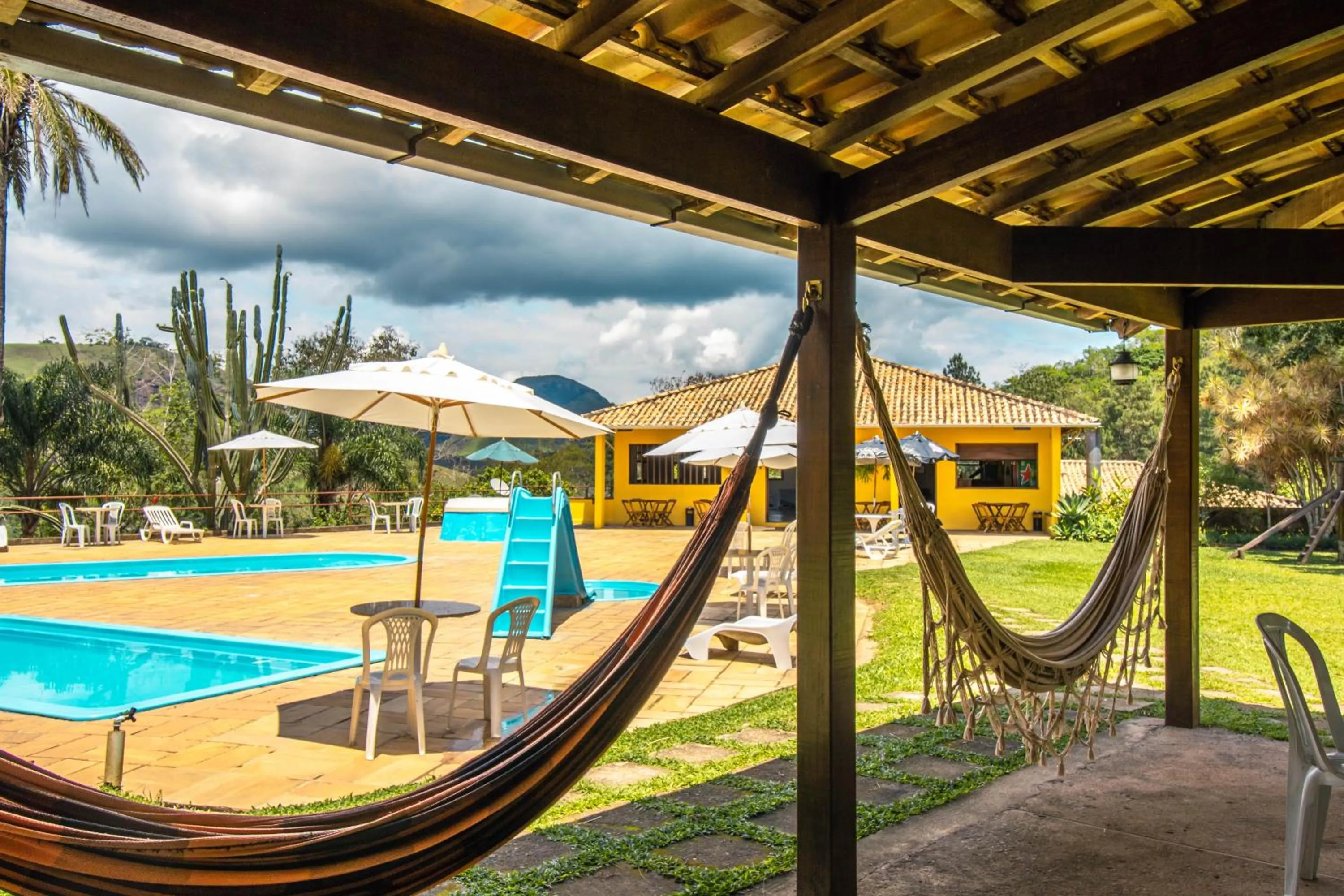 Swimming pool in Hotel Fazenda Minas Real