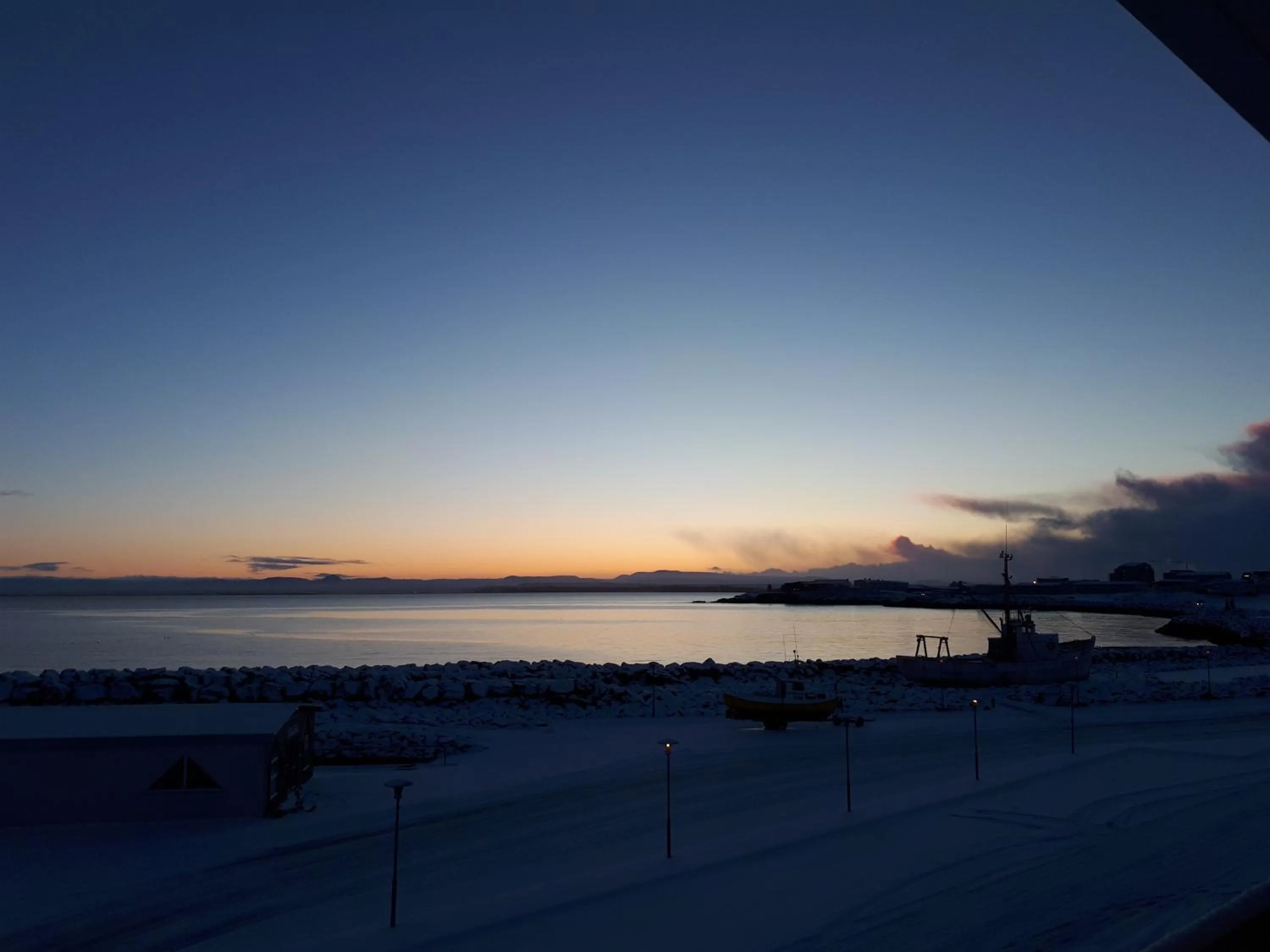 Sea view in Hotel Duus by Keflavik Airport