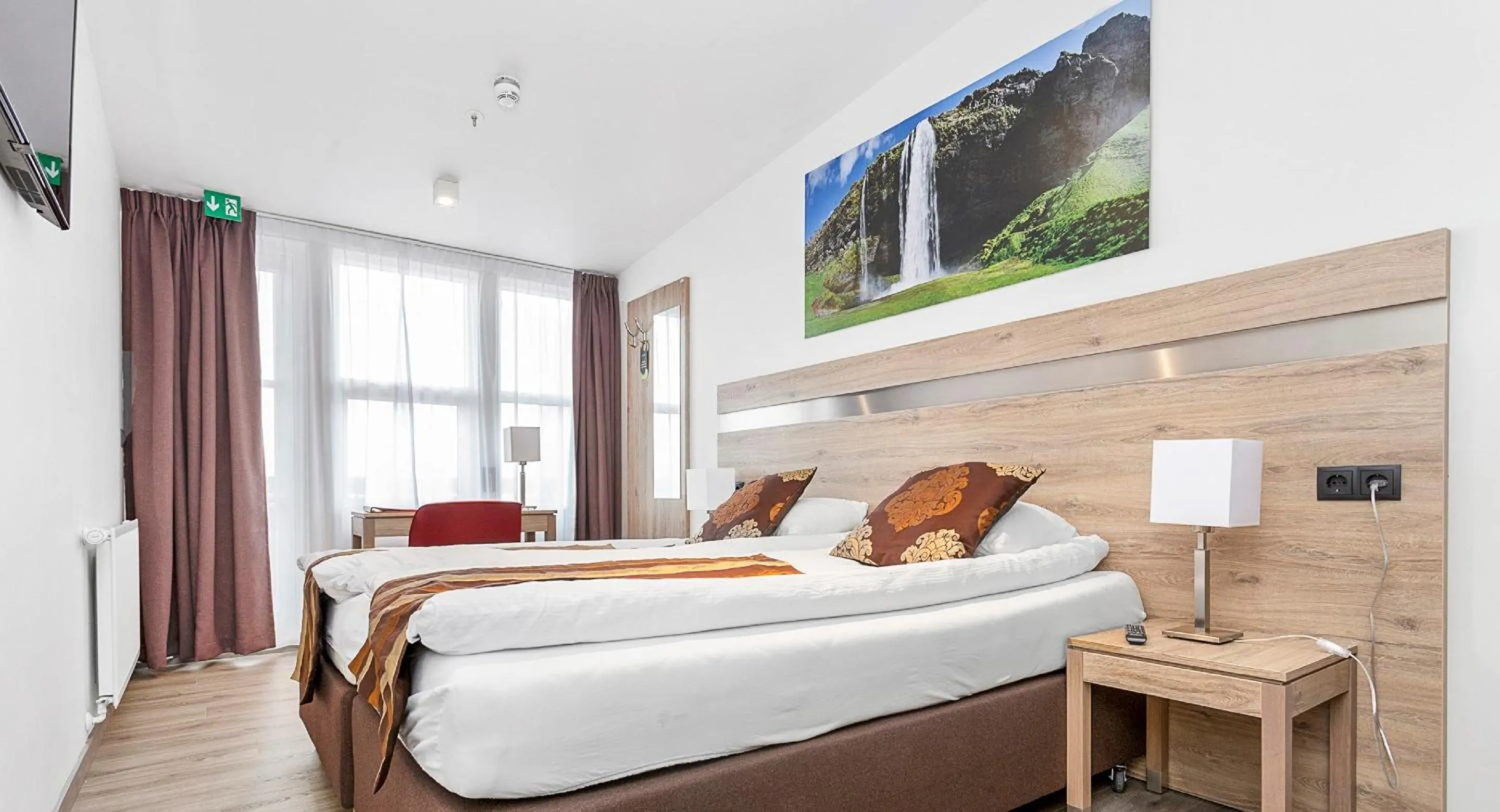 Bed in Hotel Duus by Keflavik Airport