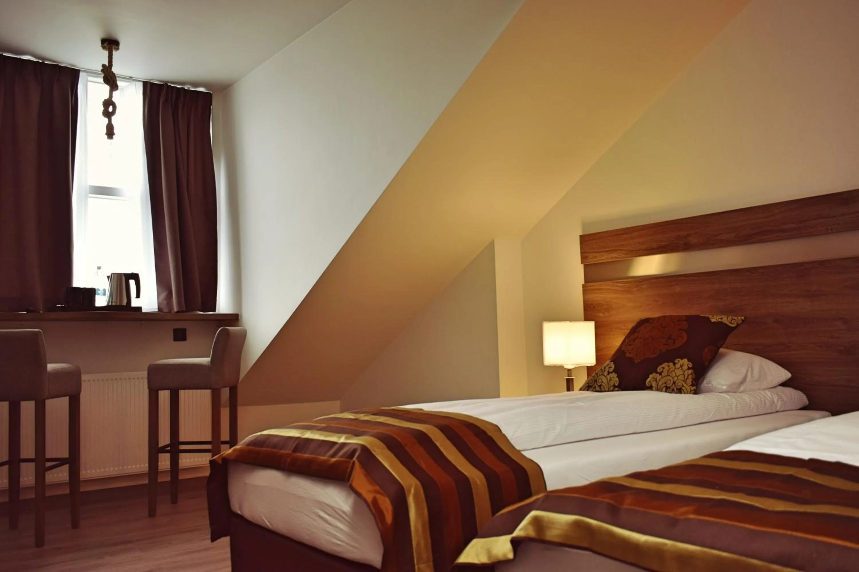 Bedroom, Bed in Hotel Duus by Keflavik Airport