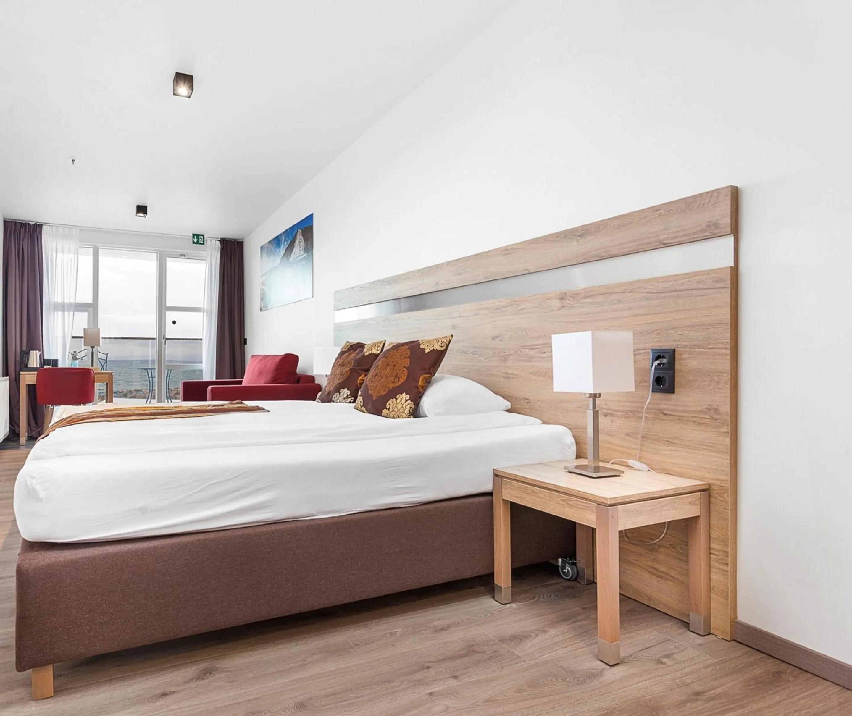 Bed in Hotel Duus by Keflavik Airport