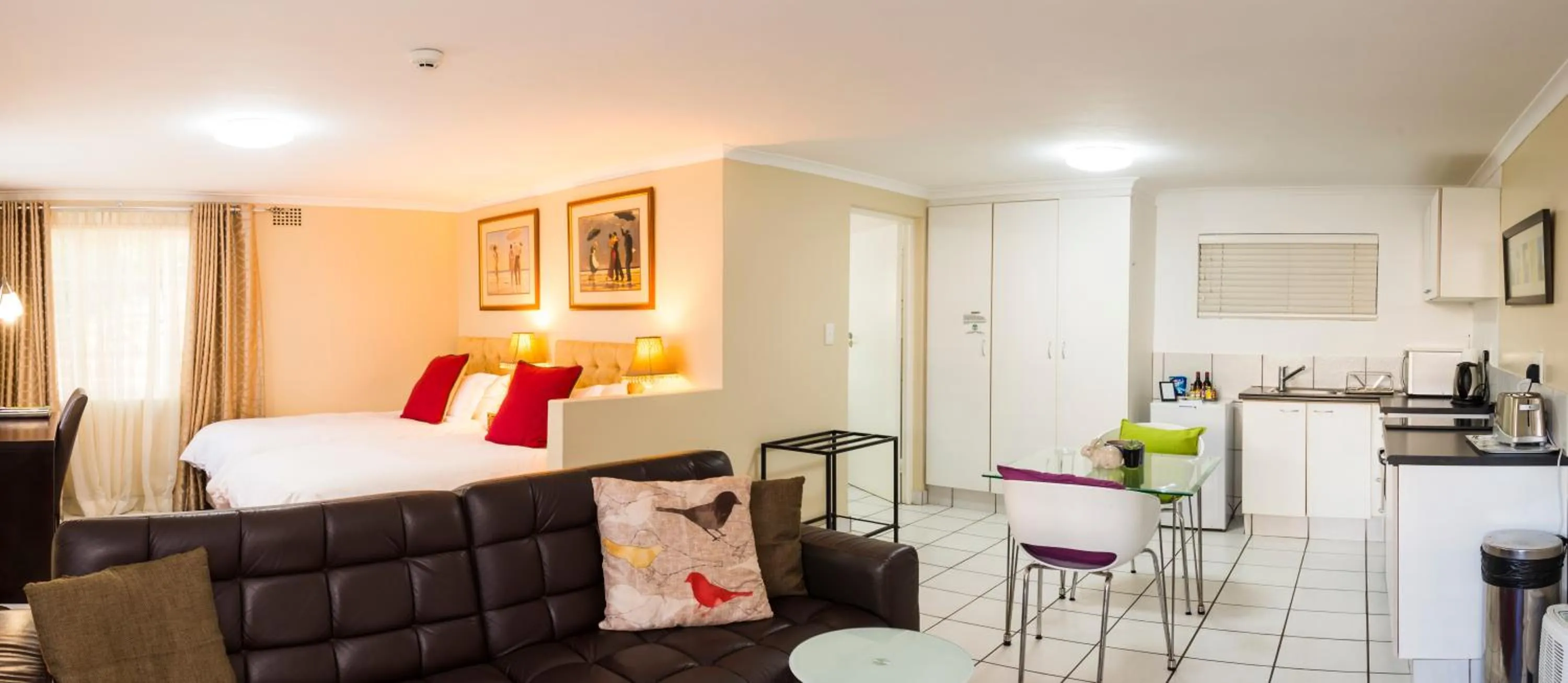 Photo of the whole room, Bed in Westville Bed and Breakfast