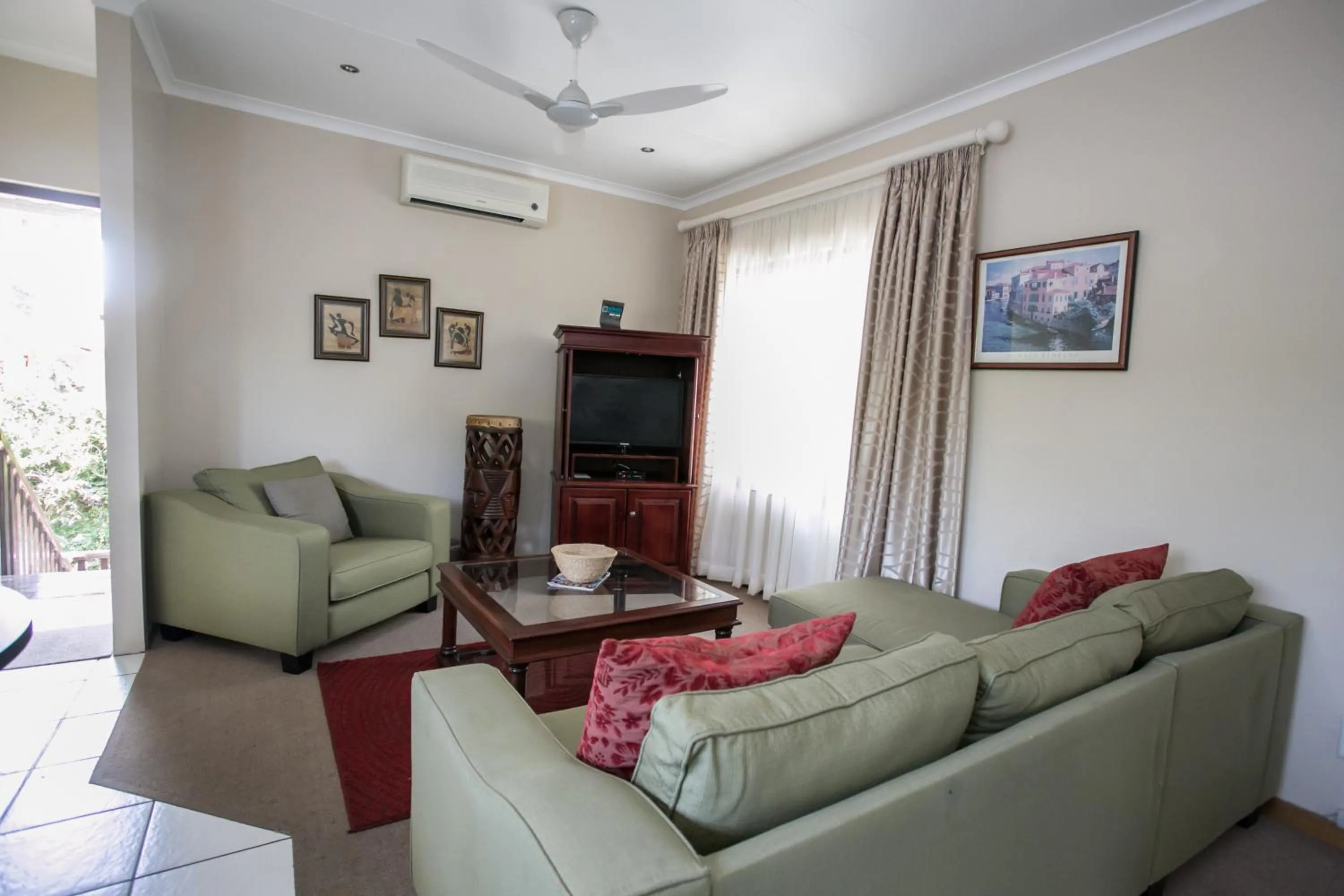 Seating area in Westville Bed and Breakfast