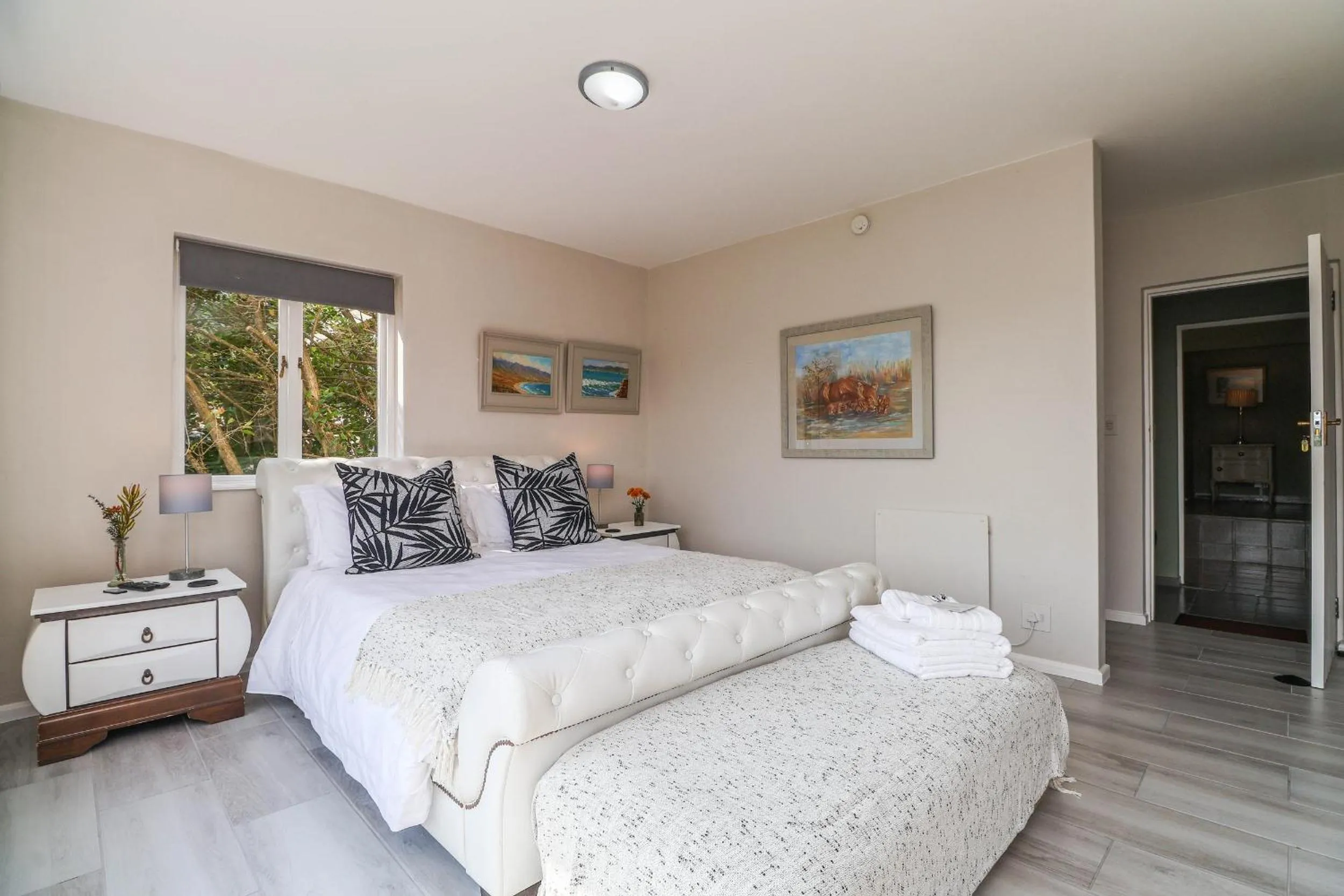 Bed in Glenview Heads Apartments